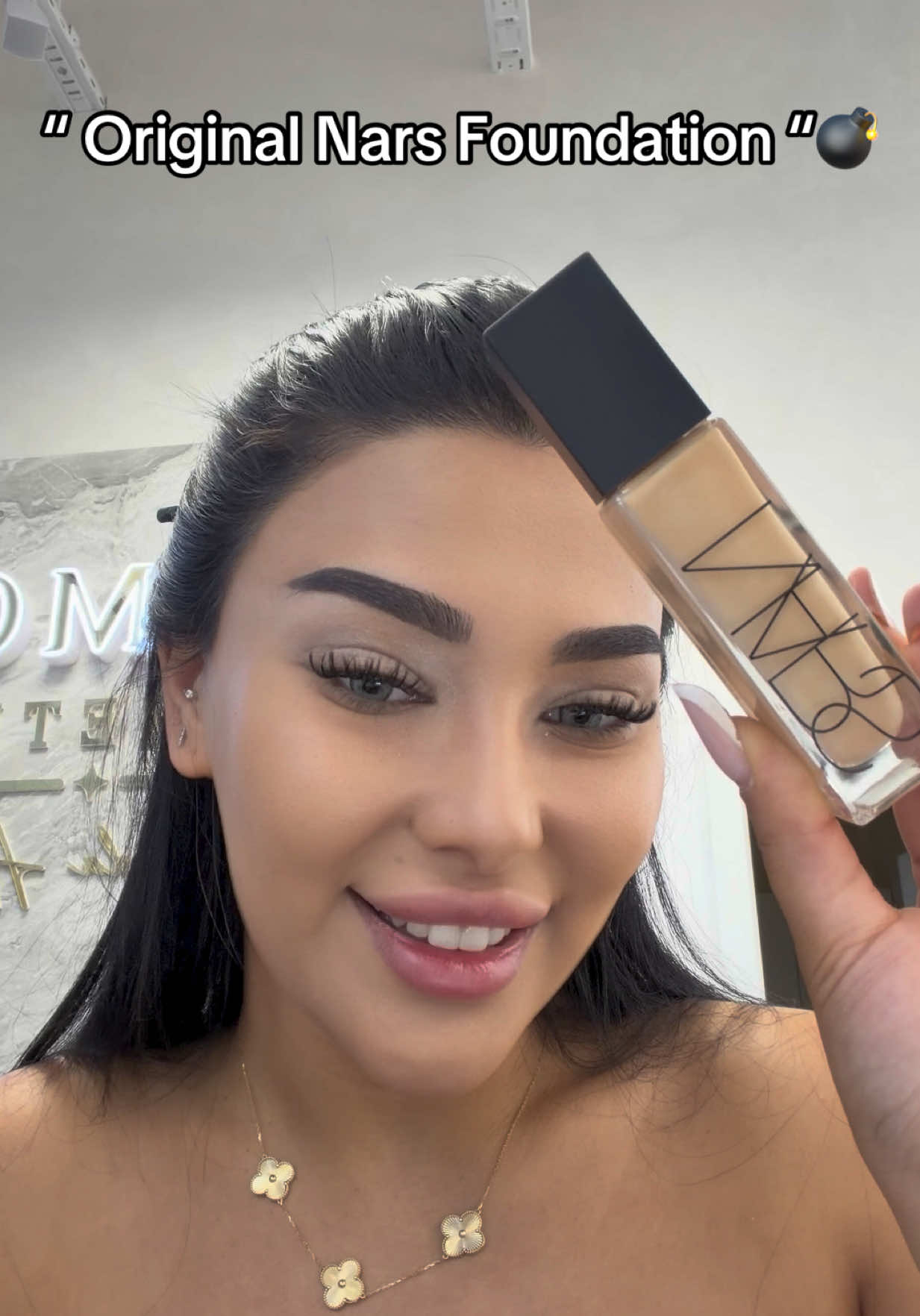 @Glamourcosmeticshh