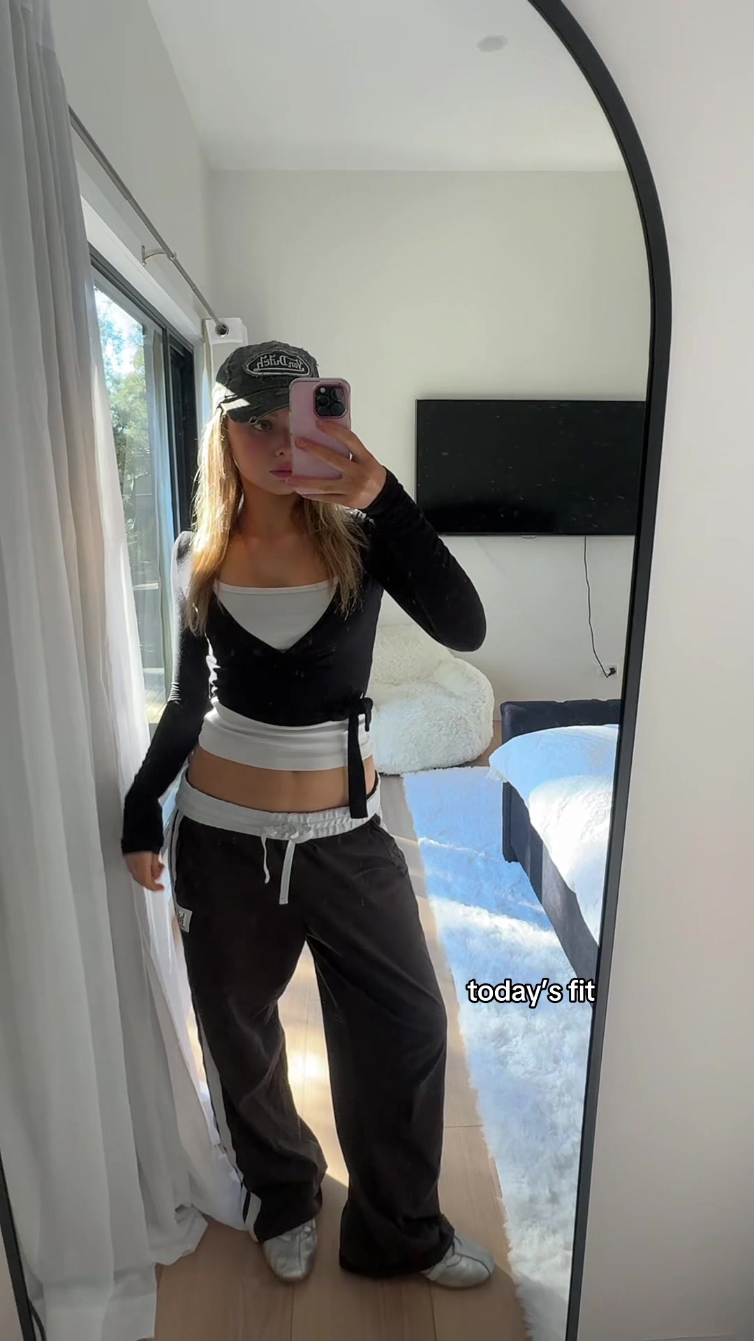 @violetlandy
