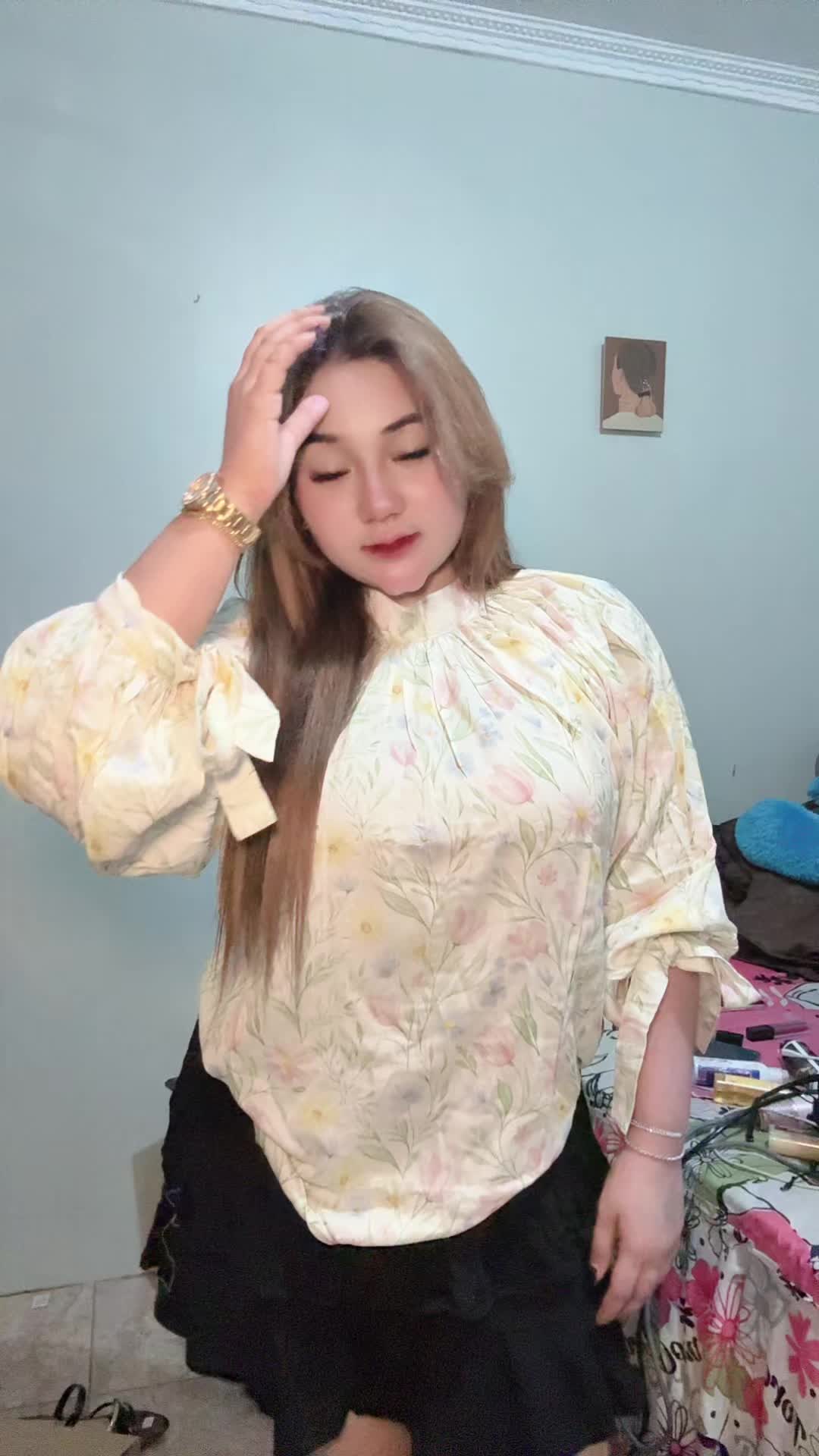 @inisintottyy