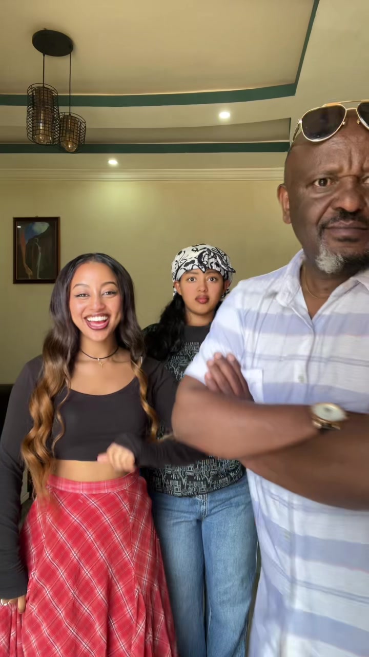 @sari (ኑኑ)