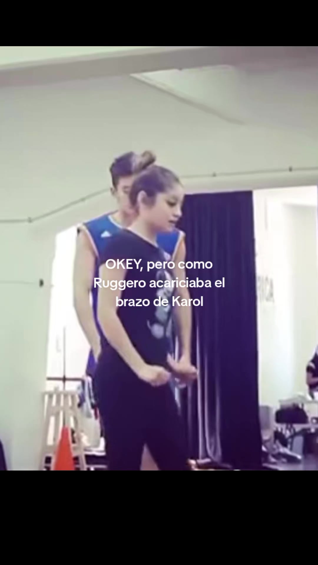 @soy_ luna🍓🌙