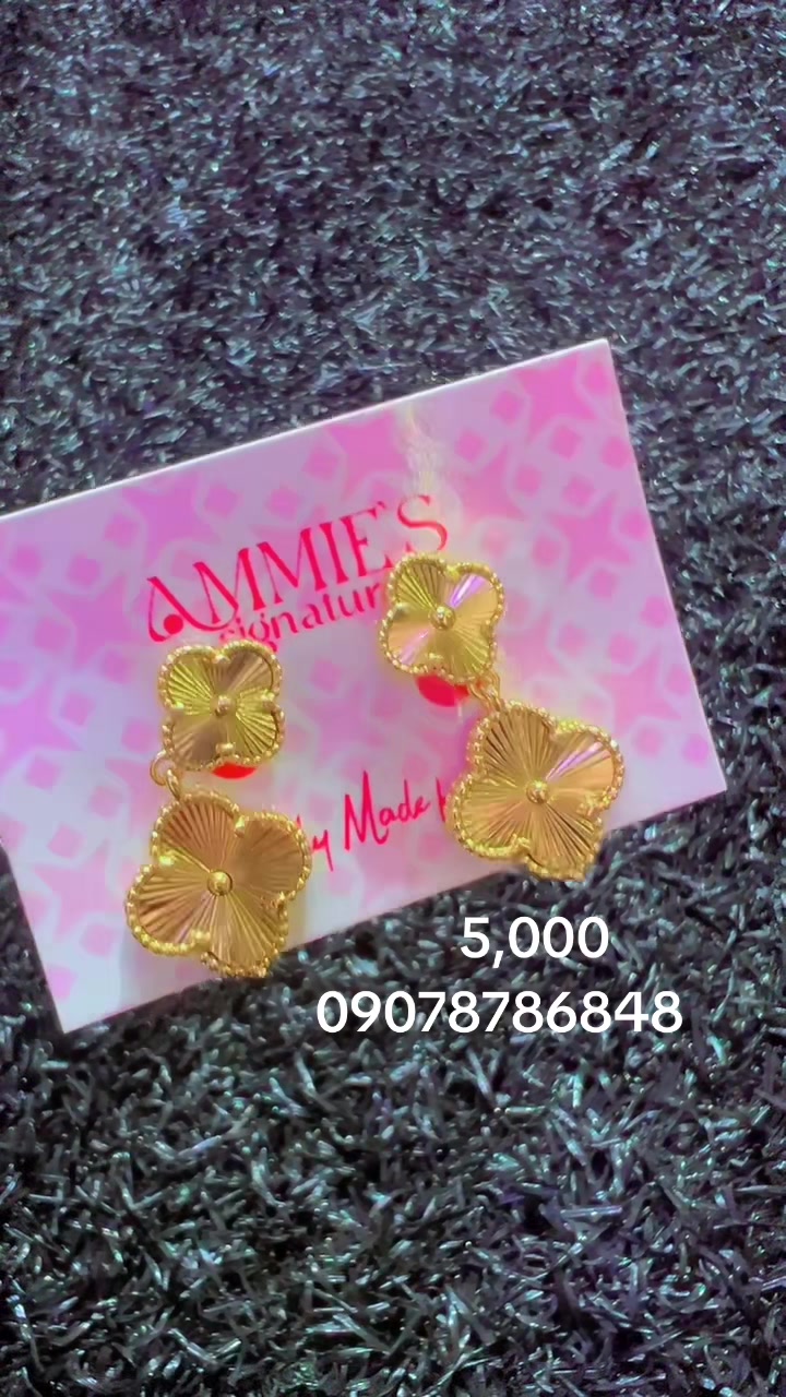 @Ammiesignature jewelry/makeup