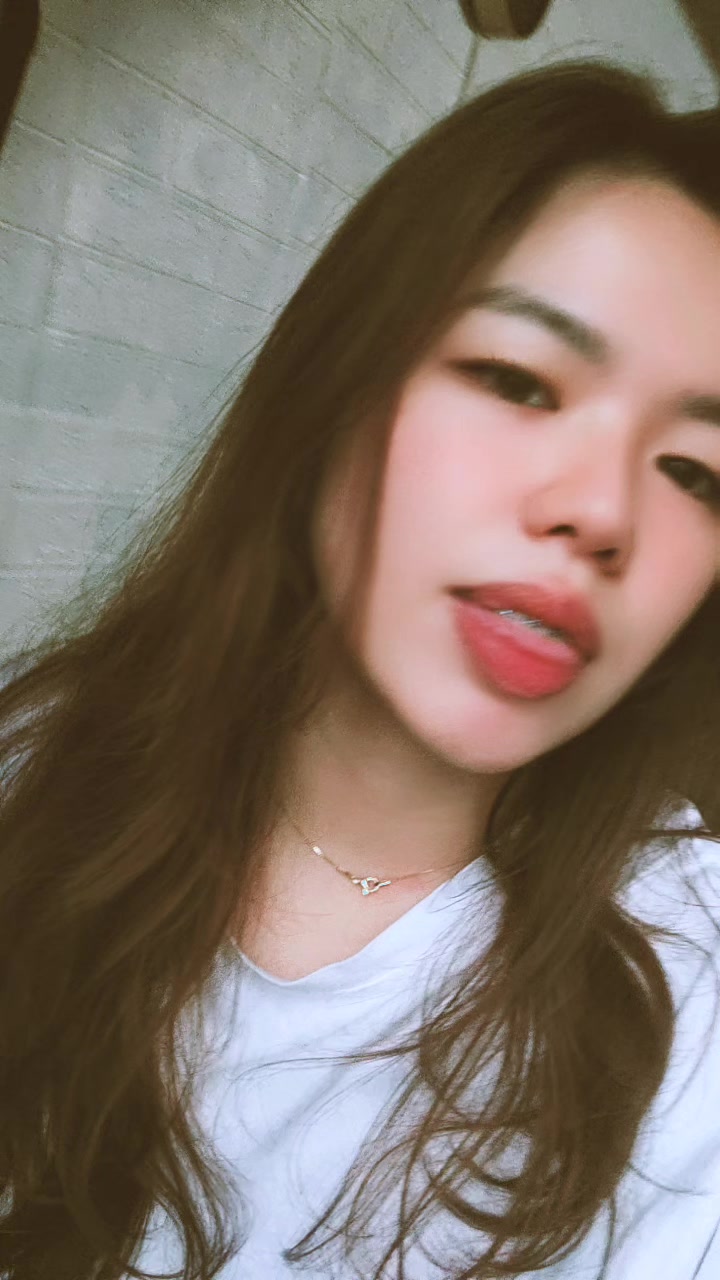 @🐼