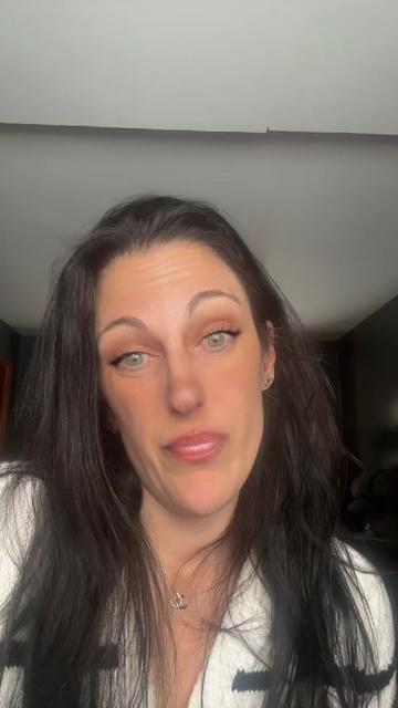 @mel_steele_25