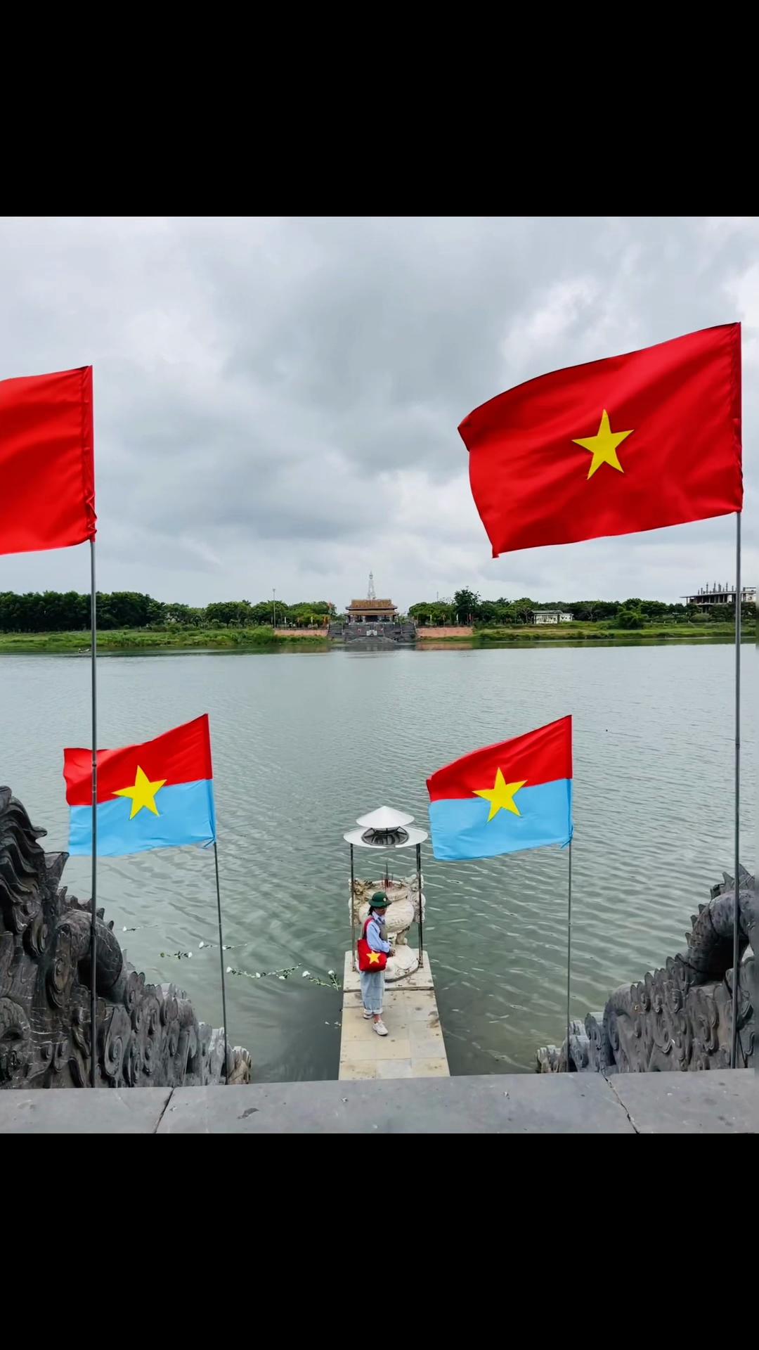 @Tuấn tour địa chỉ đỏ QT