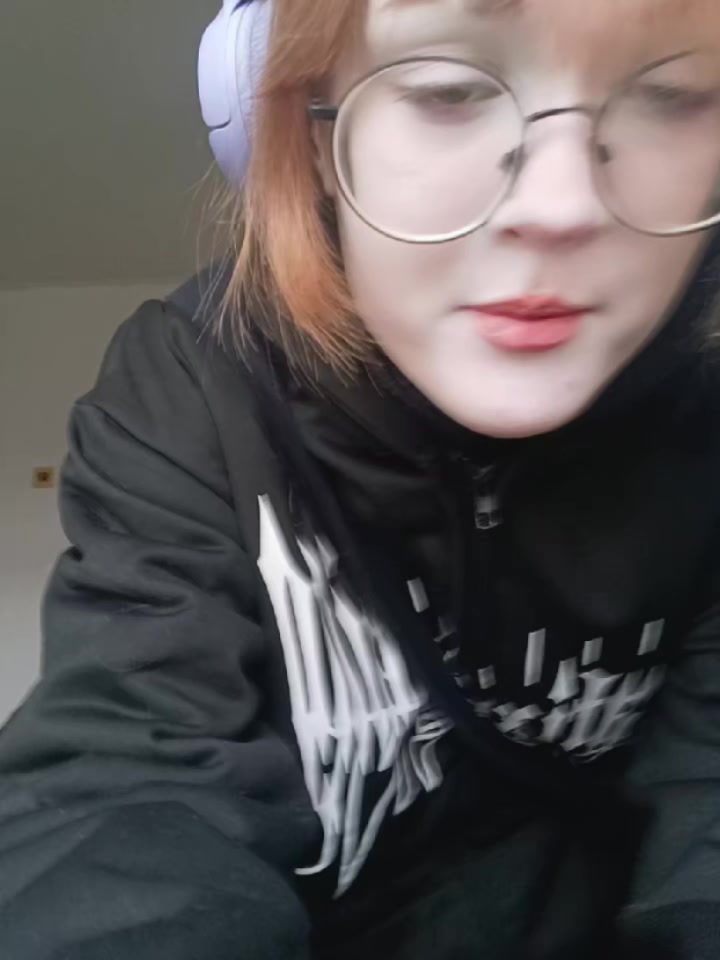 @Эрен😨ム@