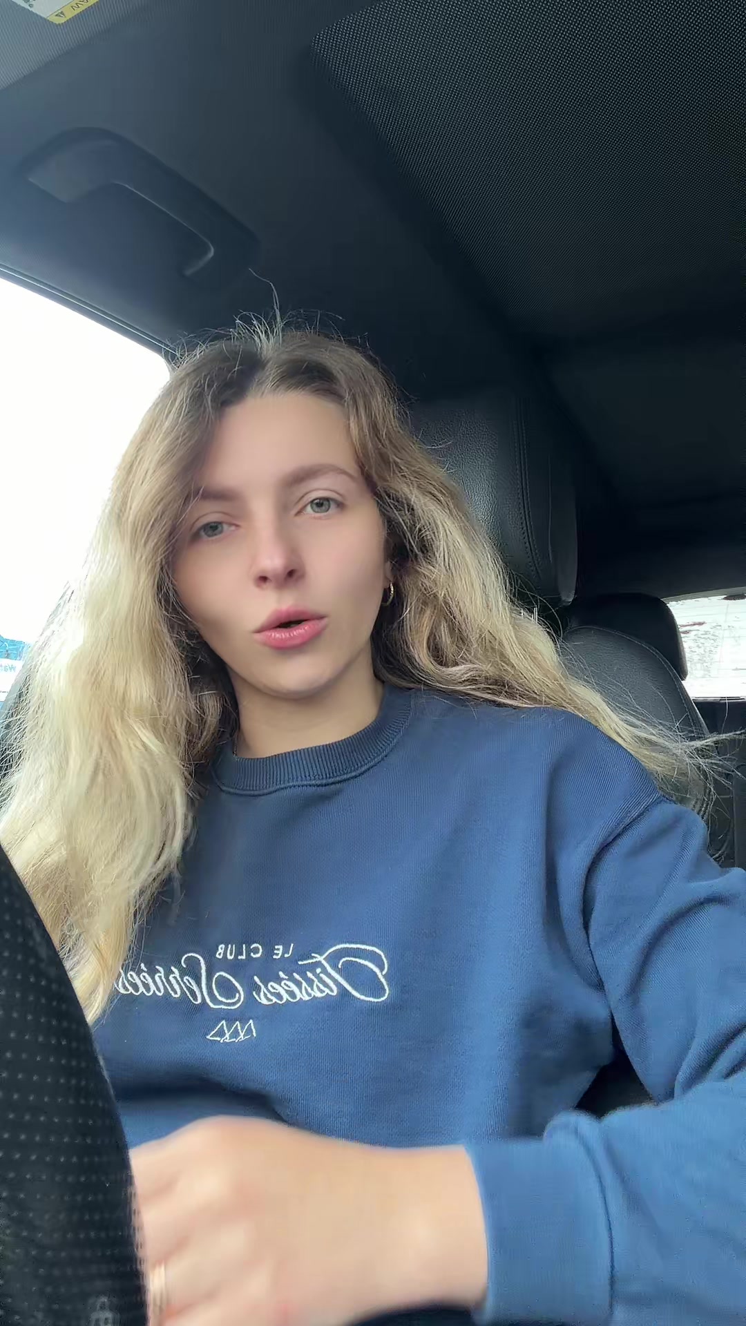 @Зорі💫
