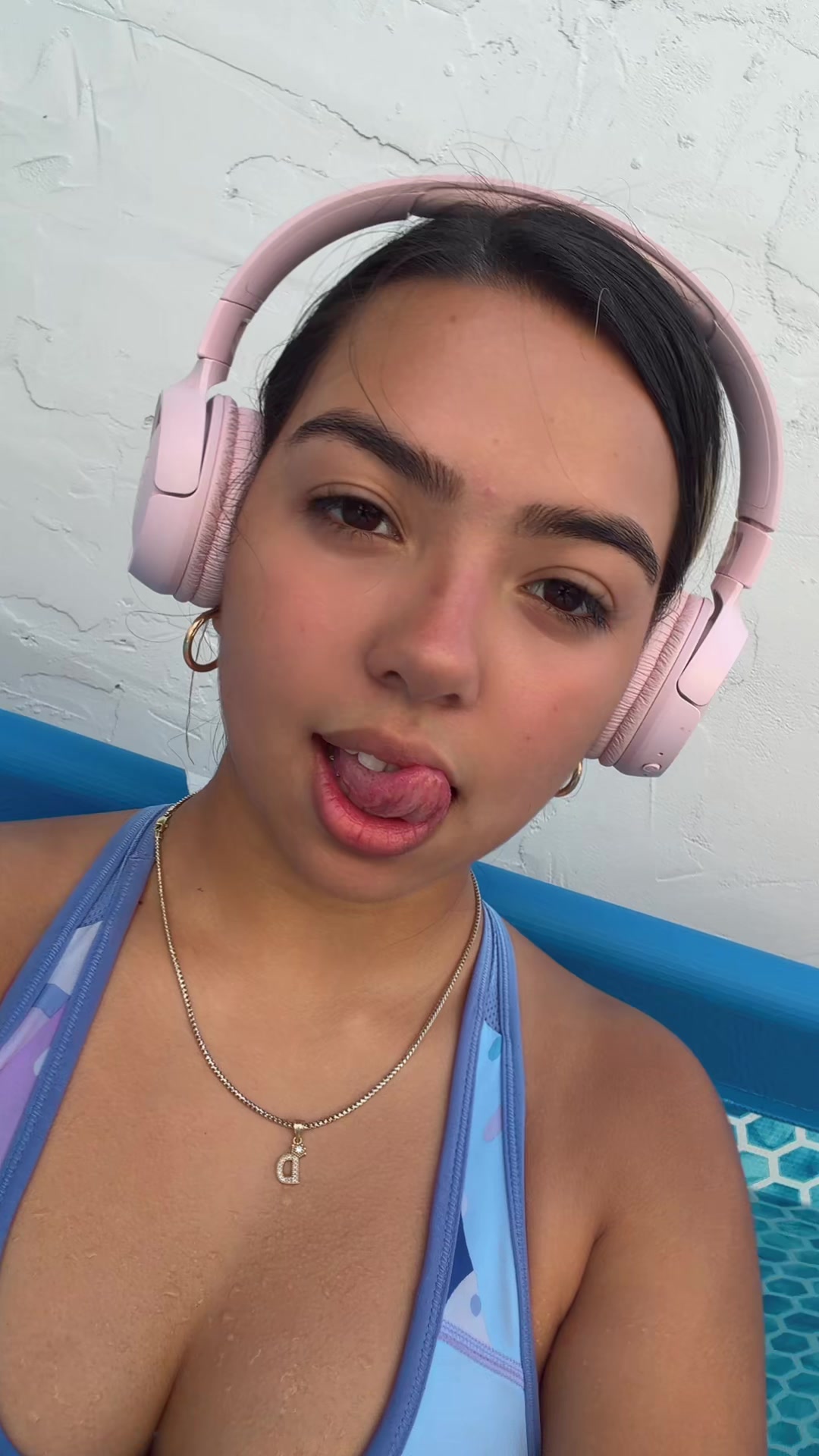 @Danubis123🇻🇪🇨🇺🇺🇸