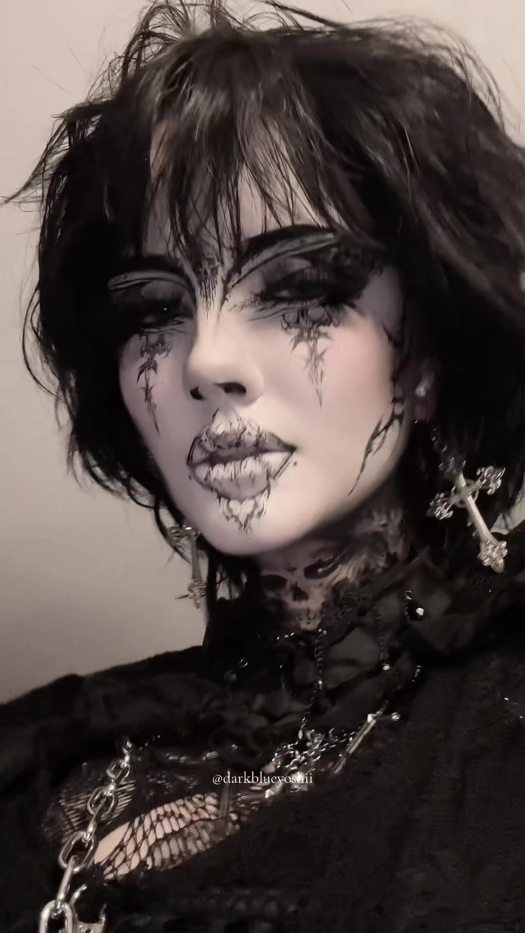@༺𝕯𝖆𝖗𝖐𝖇𝖑𝖚𝖊𝖞𝖔𝖘𝖍𝖎༻