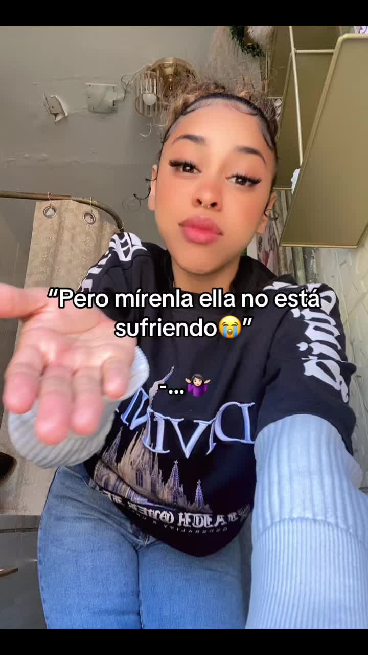 @QueenFarahona
