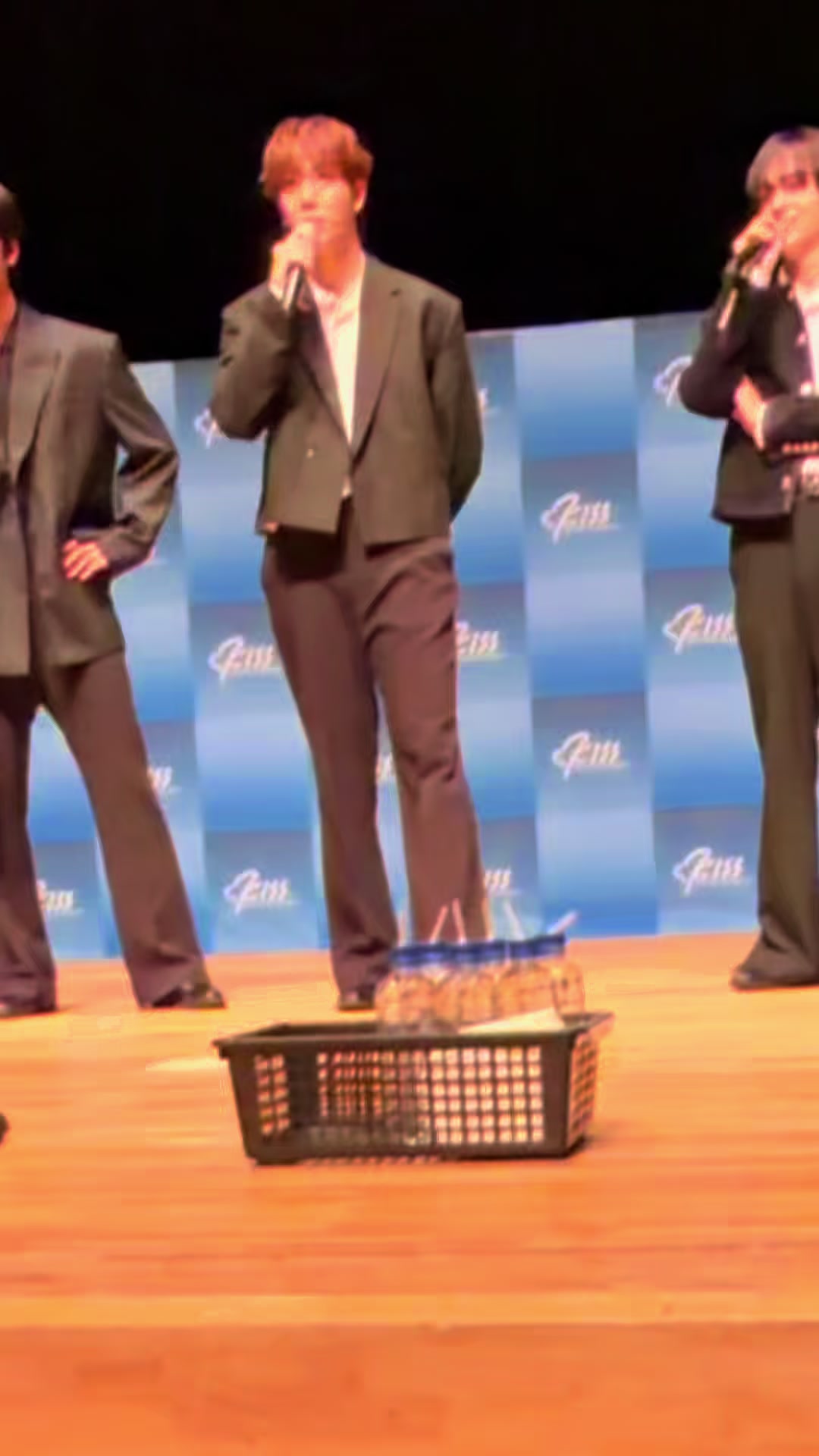 @冒険家