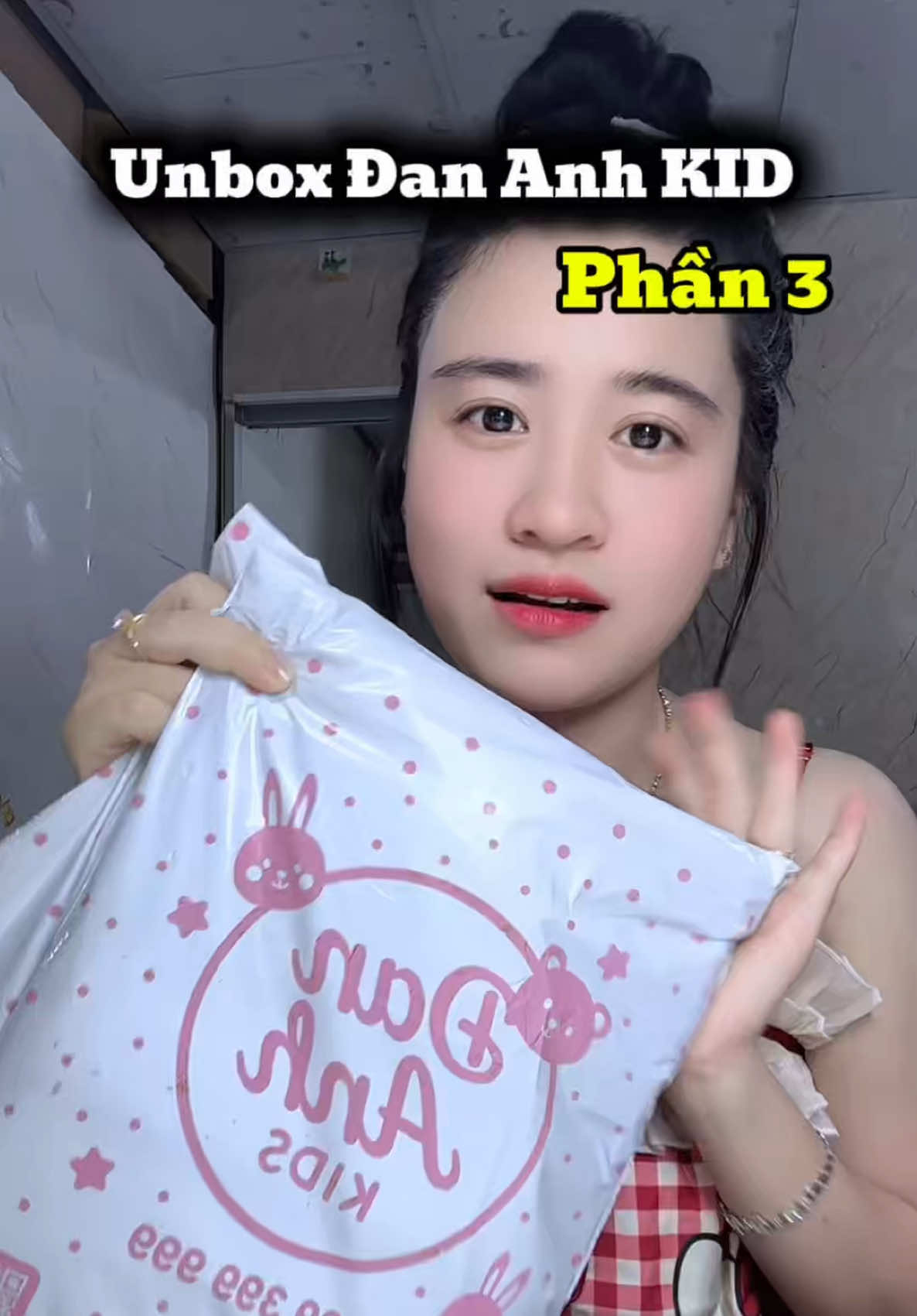 @Ngọc Ngọc- Mẹ 2 c&ocirc;ng ch&uacute;a