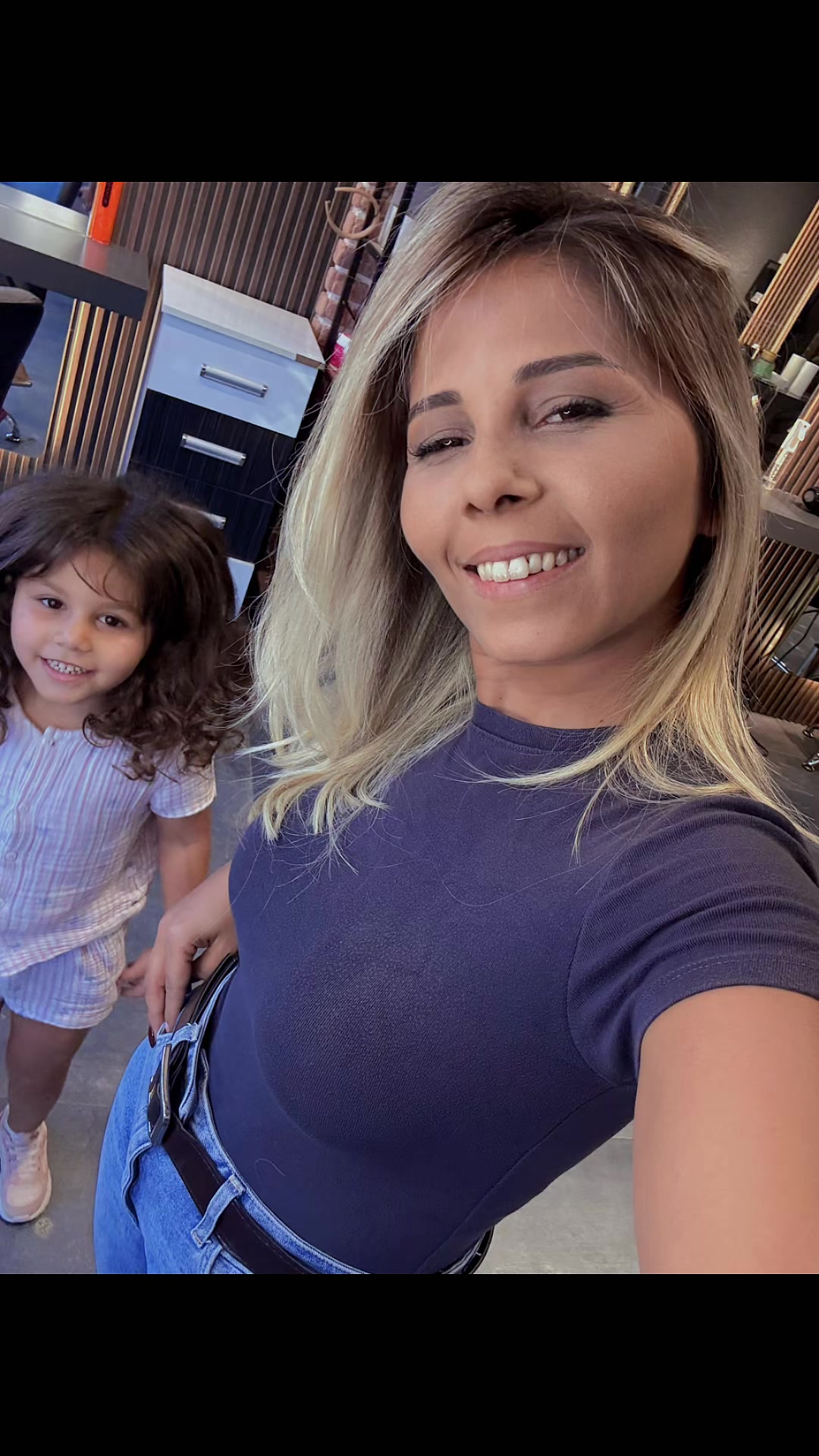 @Burcu&ouml;zeryavuz
