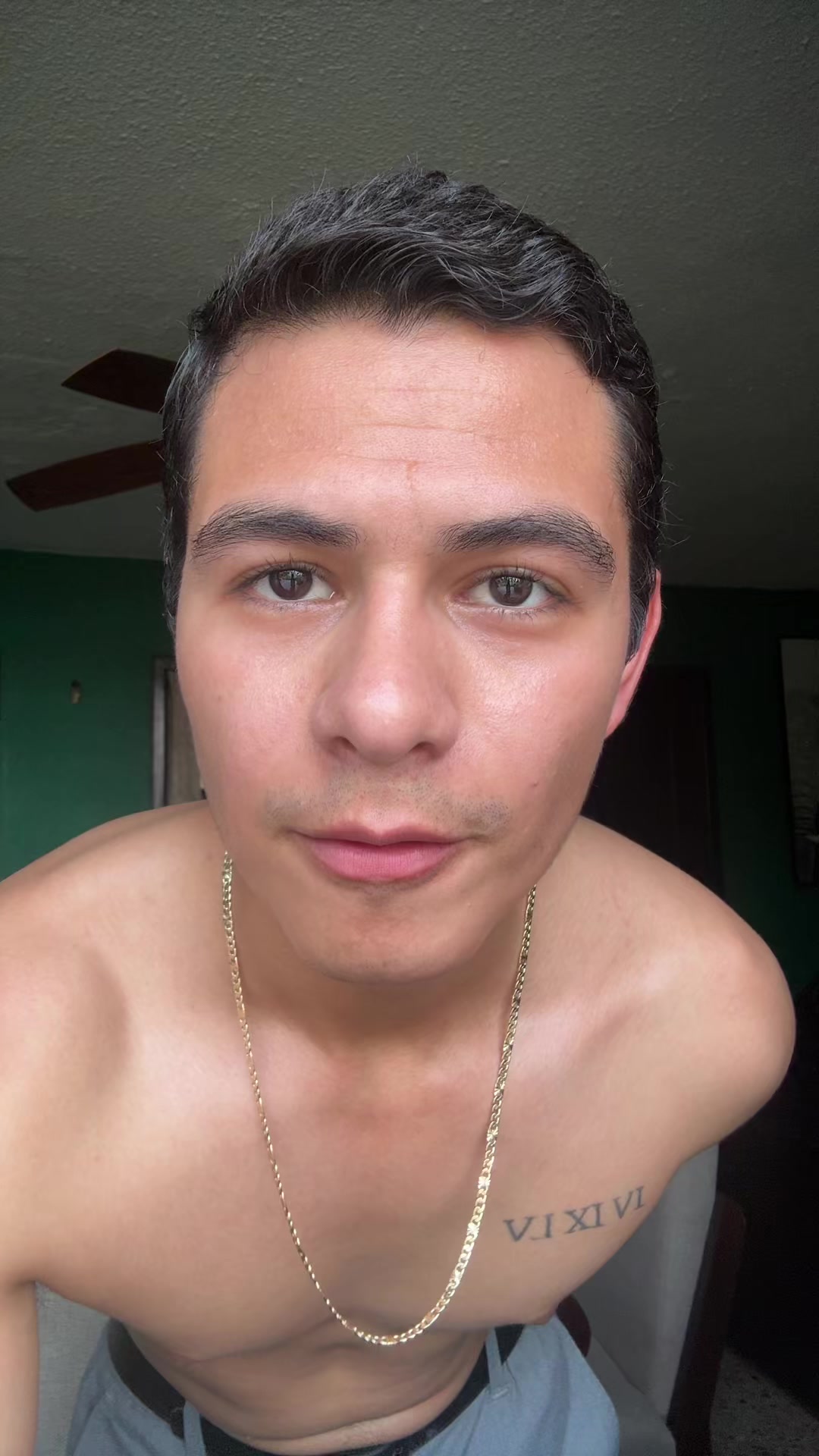 @Nicolás
