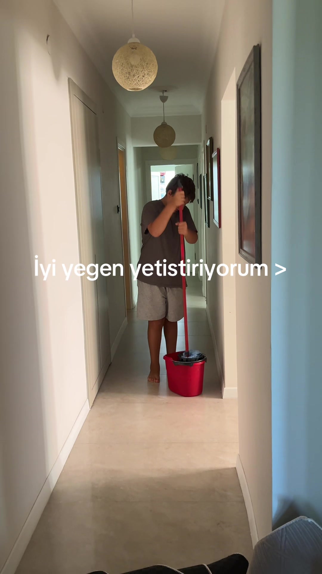 @justbeys_