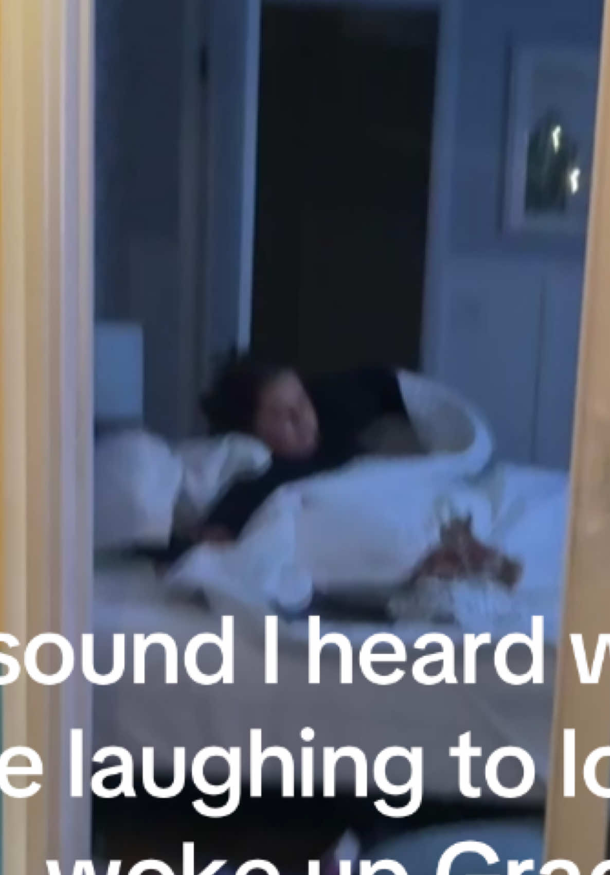 @claudia