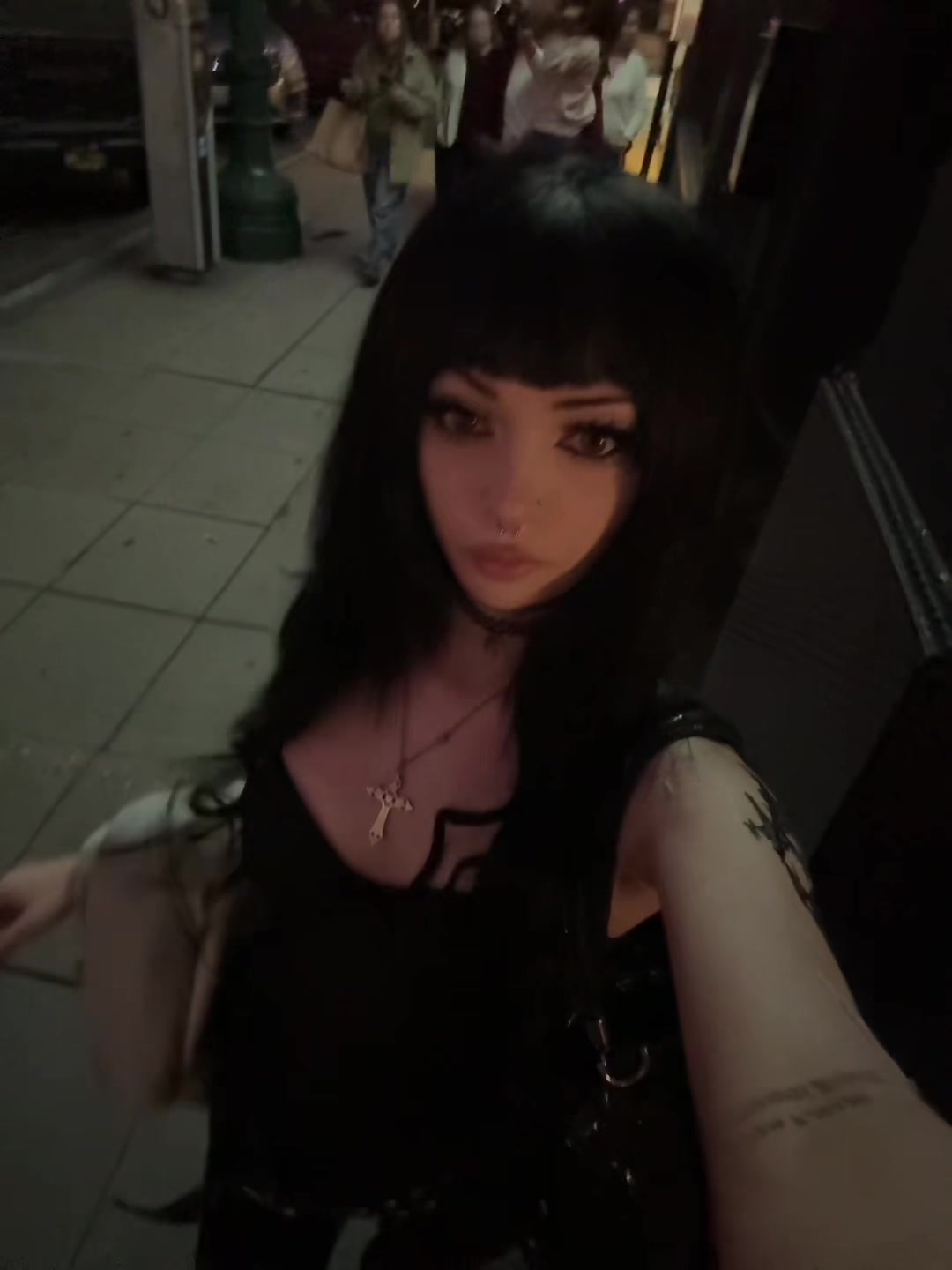 @𝐯𝐢𝐚