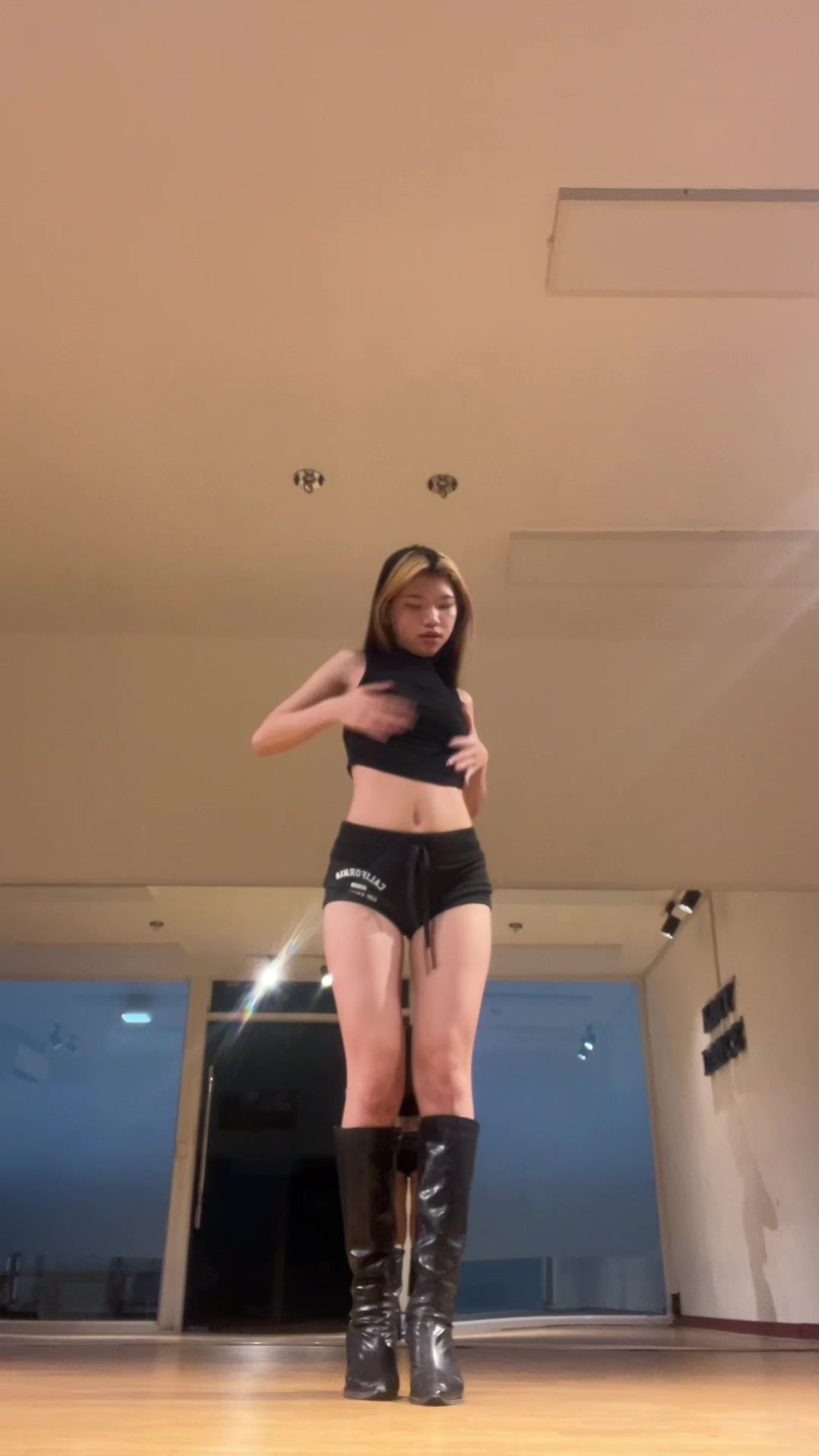 @3