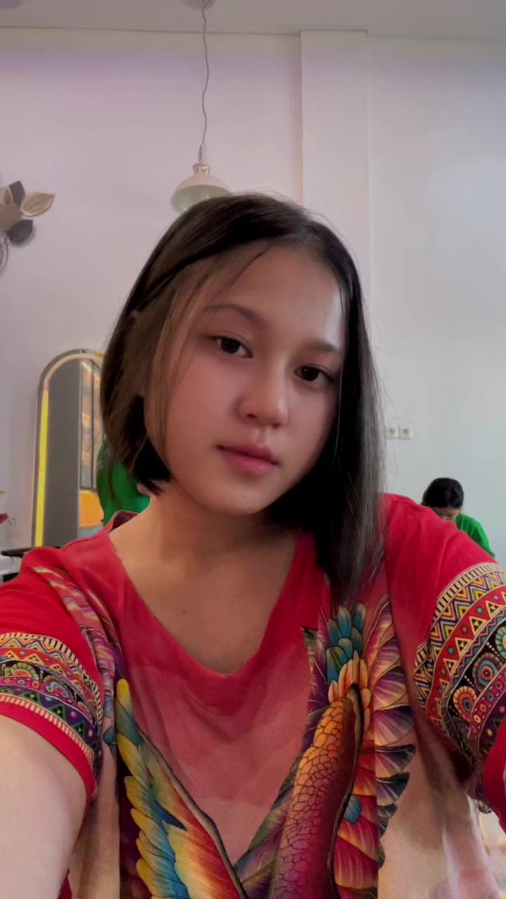 @olivia bakrie