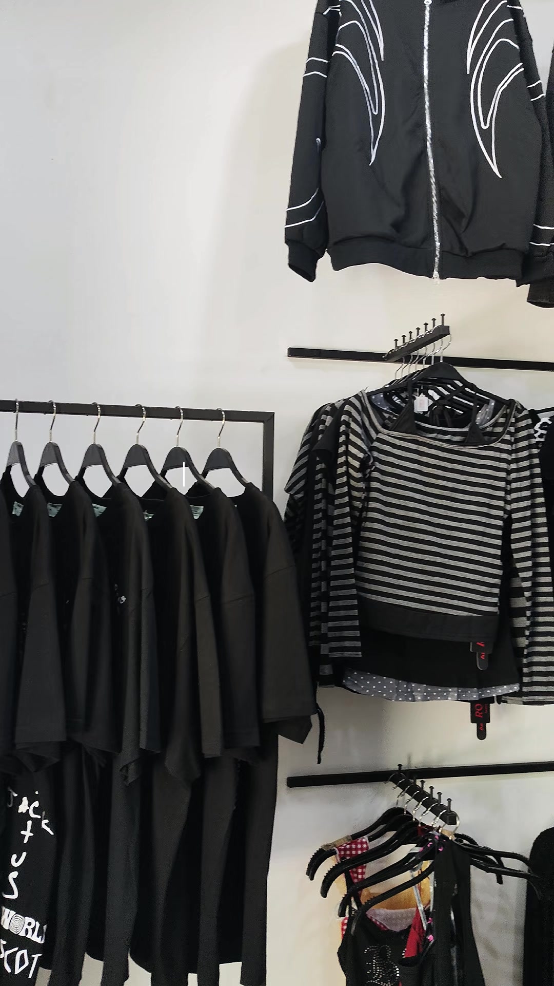 @Closet by Phoo - Taungoo