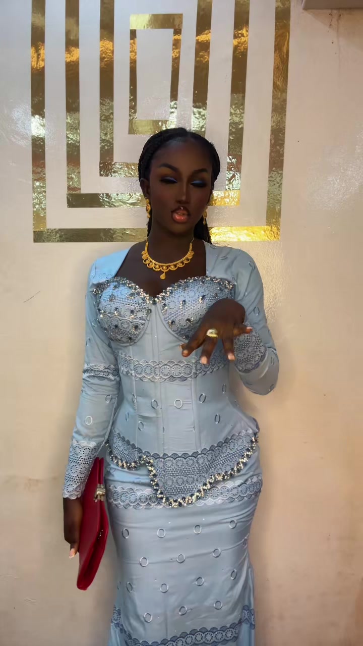 @👑Queen Sona 👸224🇬🇳🇫🇷