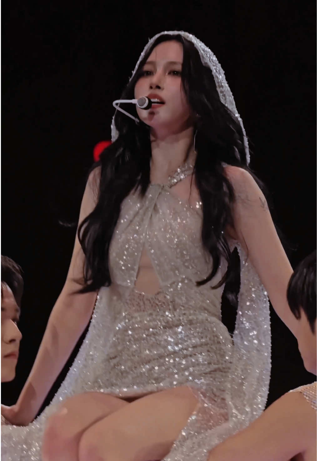 @MOMO