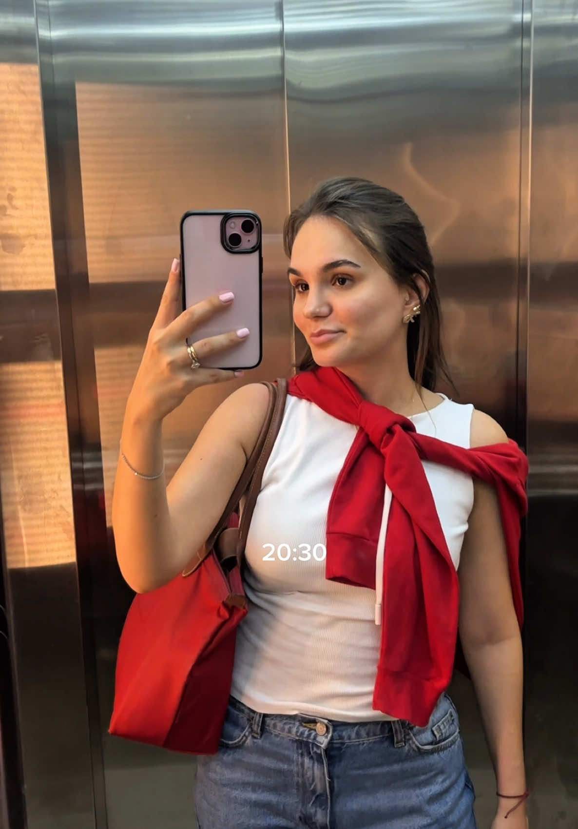 @Mina Akçin