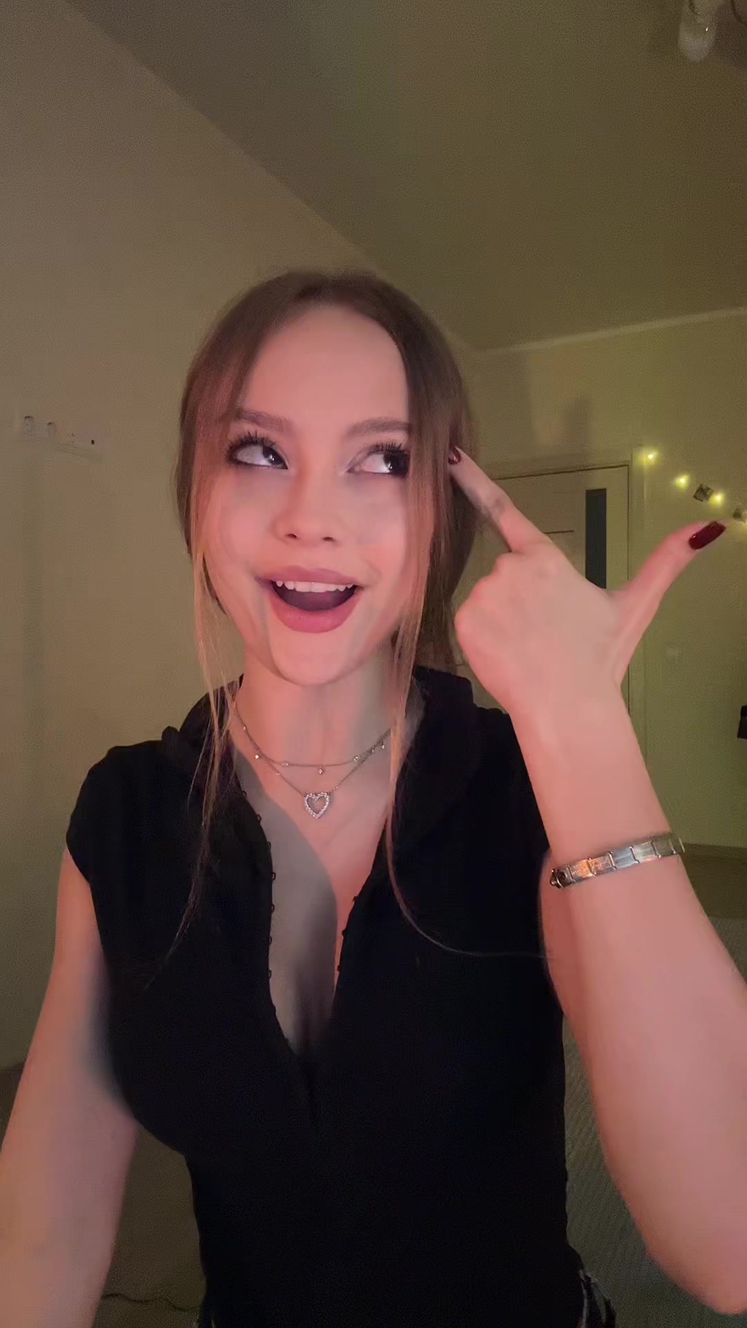 @ника клин