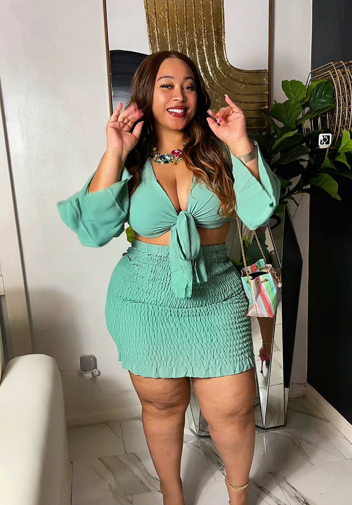 @YourAuntieMoe