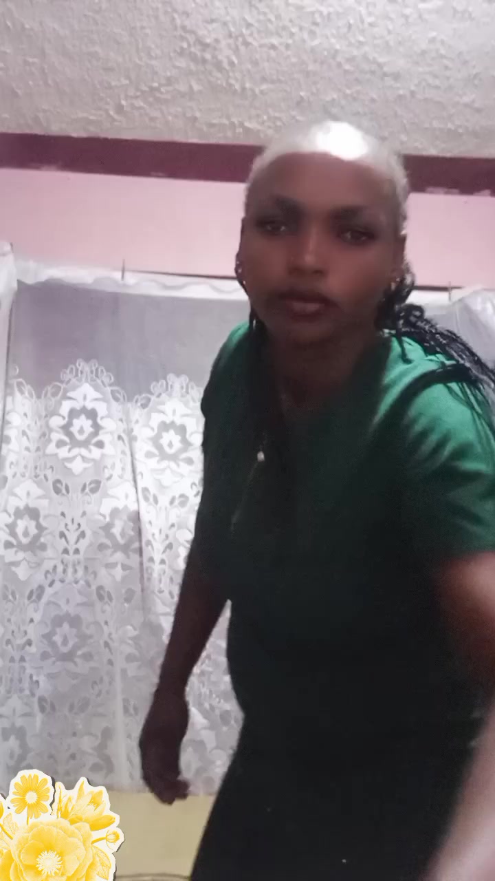 @Meru daughter 🥰🥰🥰