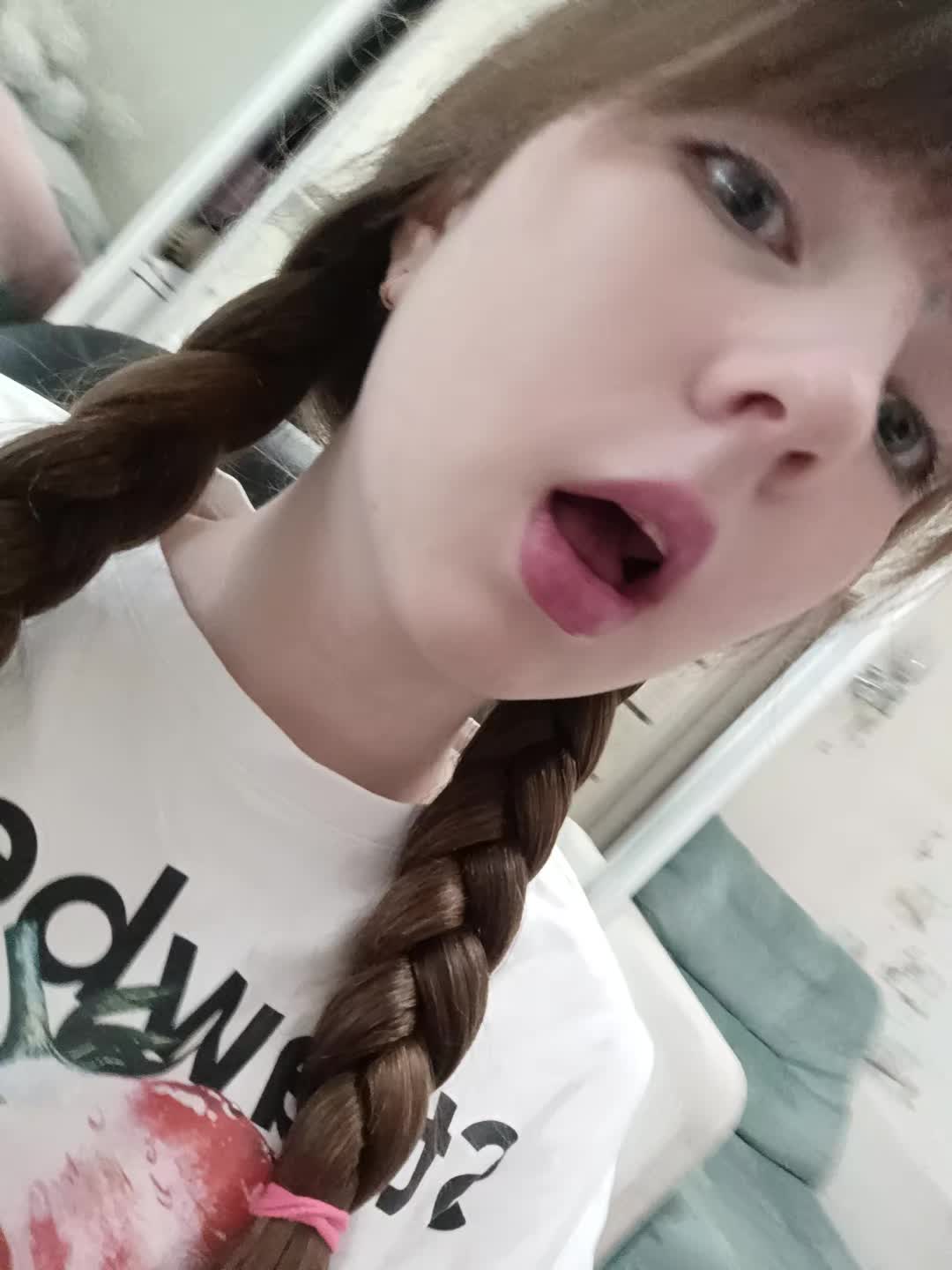 @алиса сниккерс