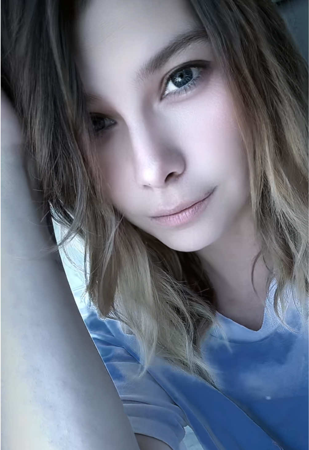 @🦋