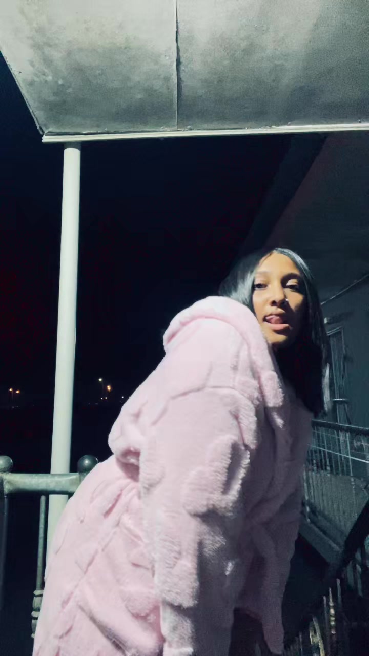 @Naz🦋