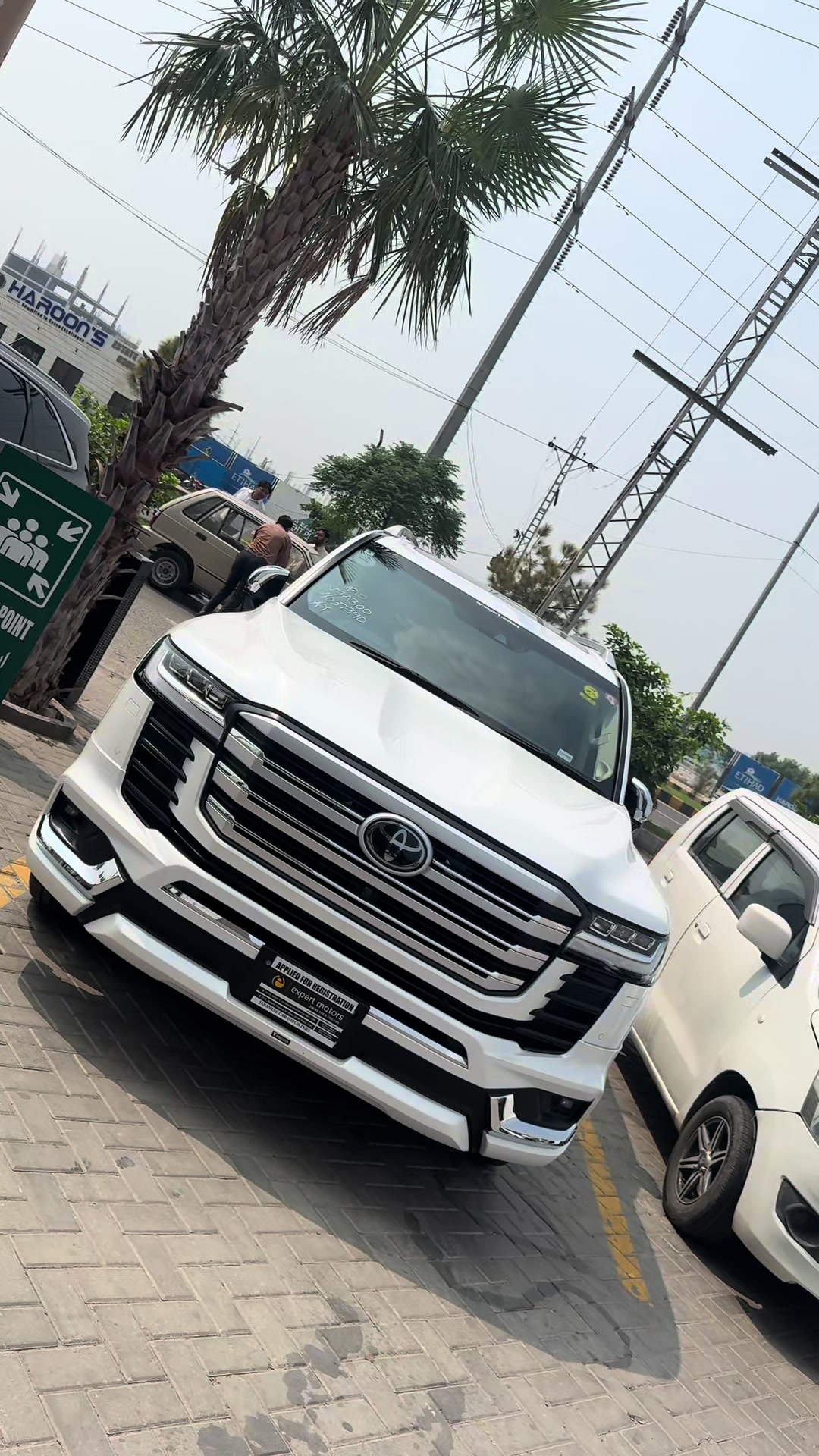 @Elite Cars Of Lahore