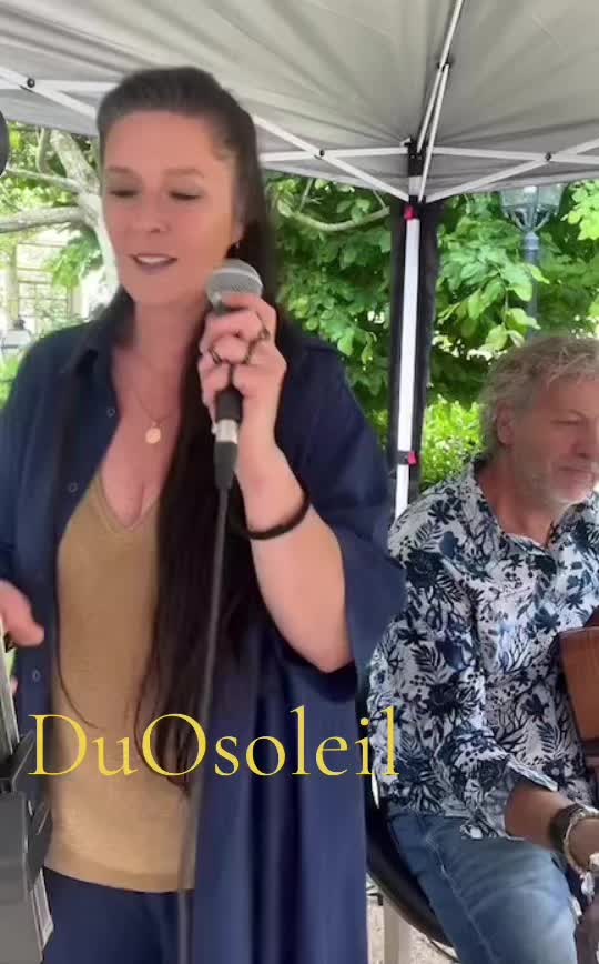 @Un ange o soleil chanteuse 🎼