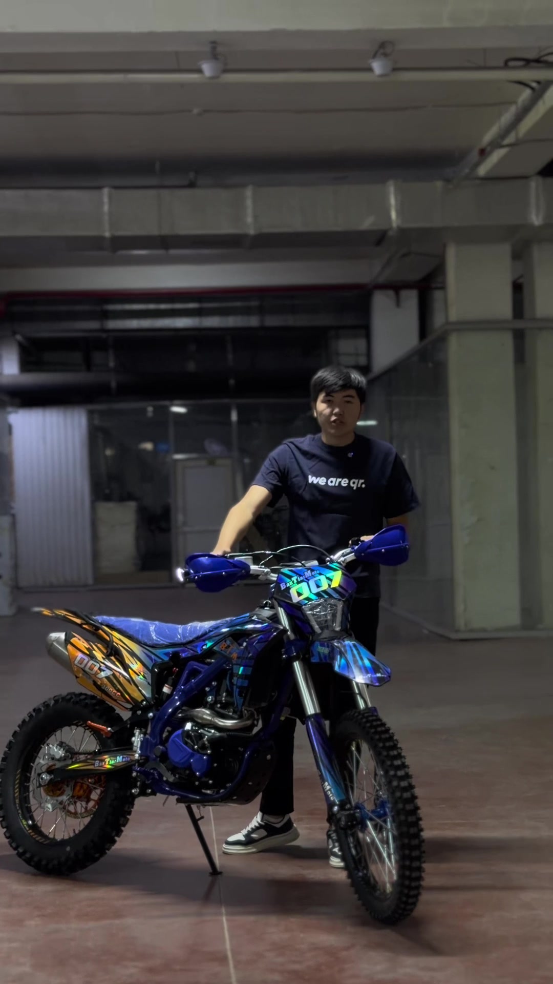 @MOTO luxe