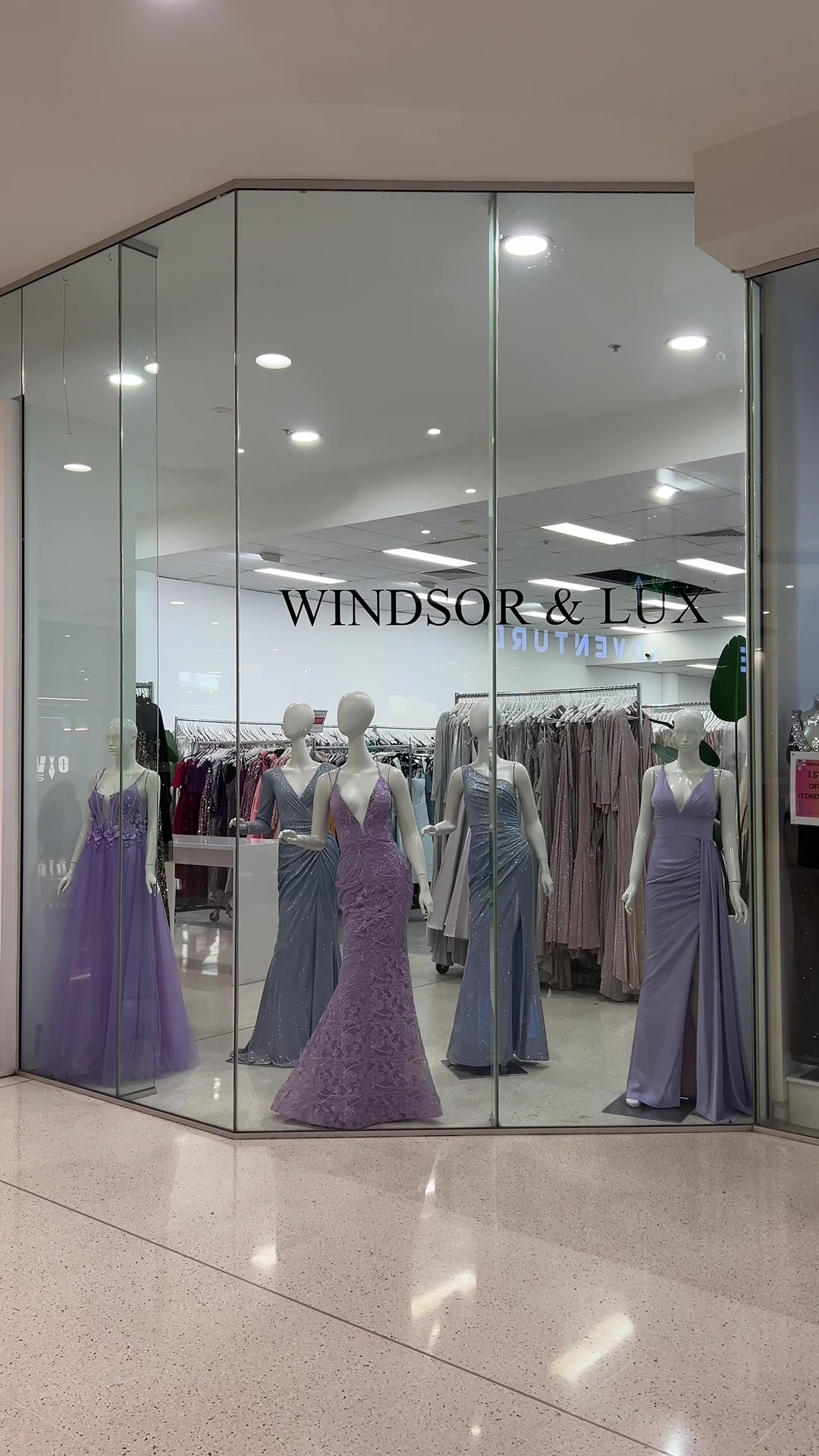 @Windsor & Lux