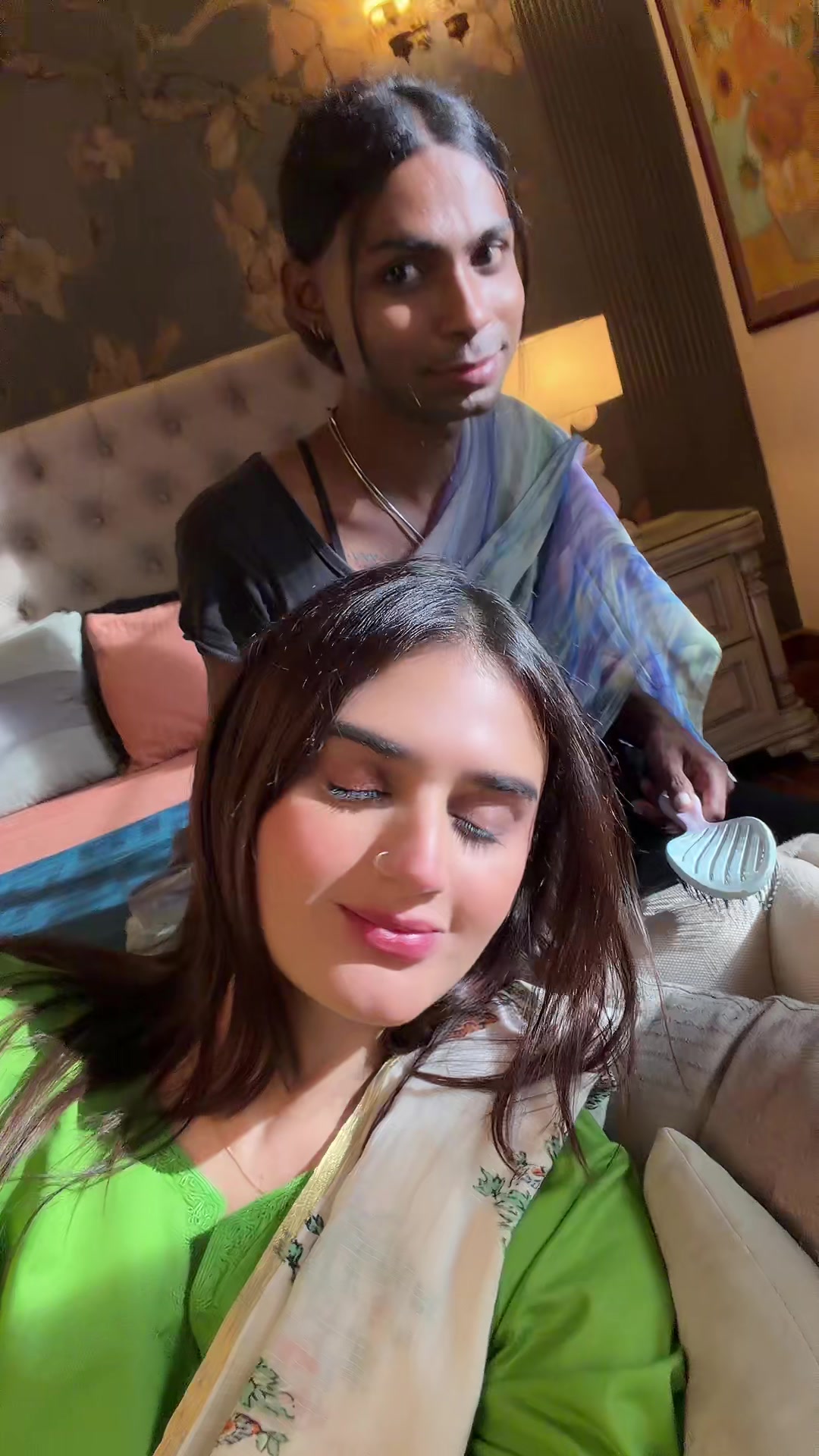 @HiraMani