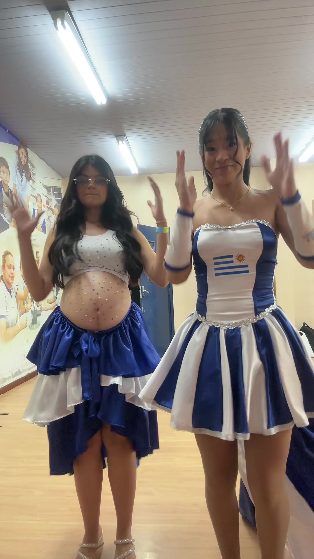 @Viviane