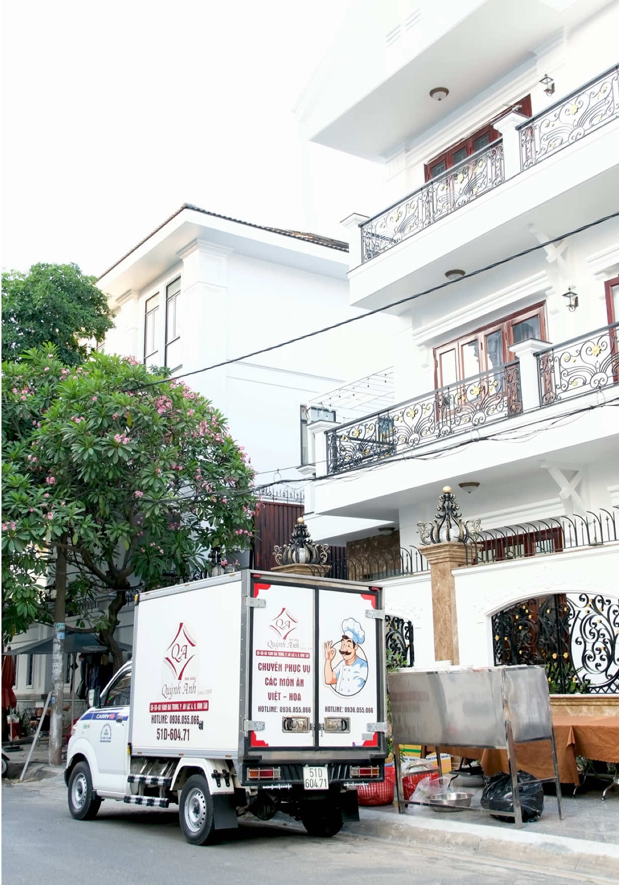 @Nh&agrave; H&agrave;ng Quỳnh Anh