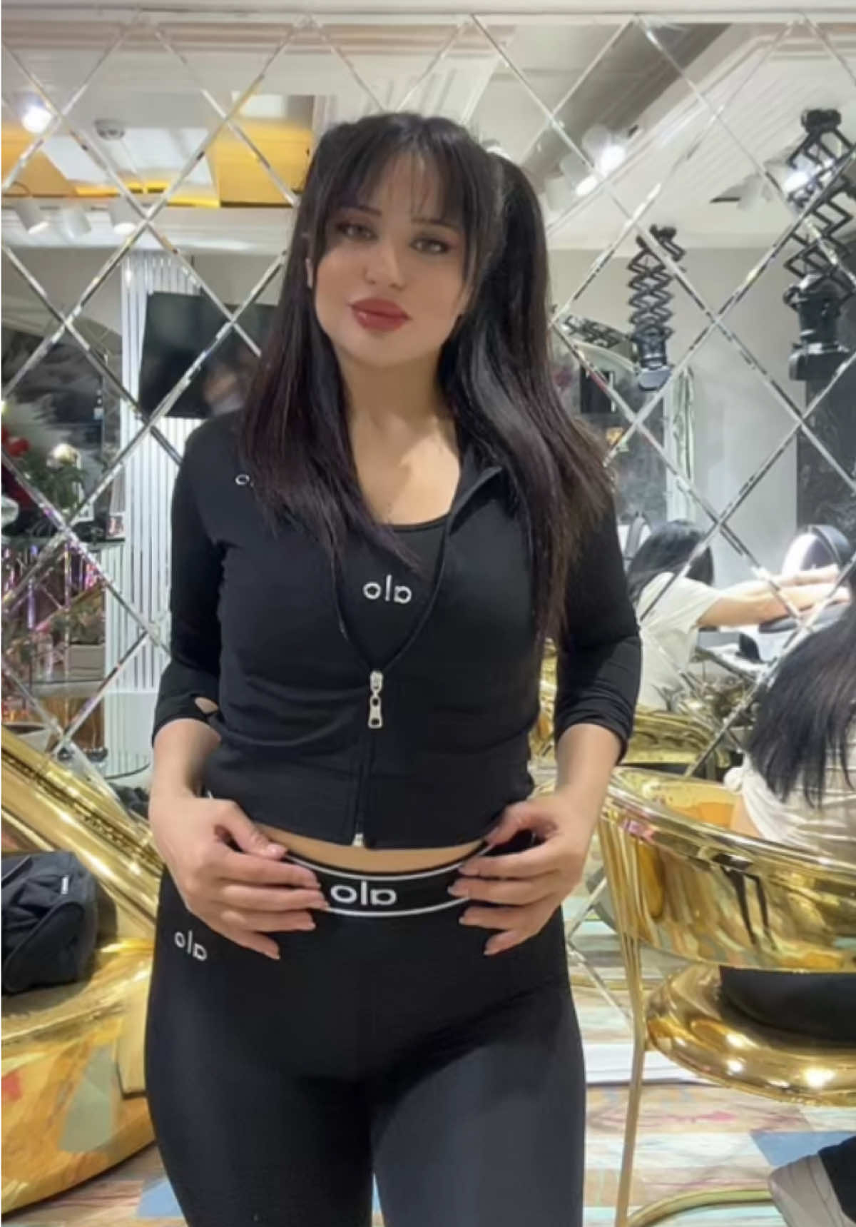 @zeehraatt