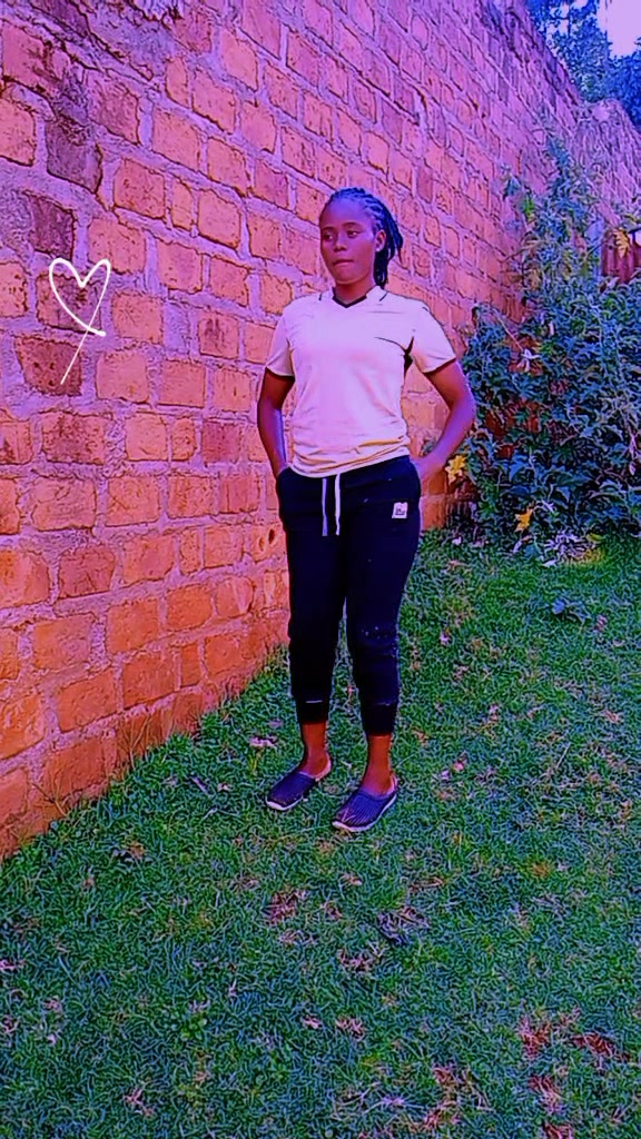 @eznahkerry