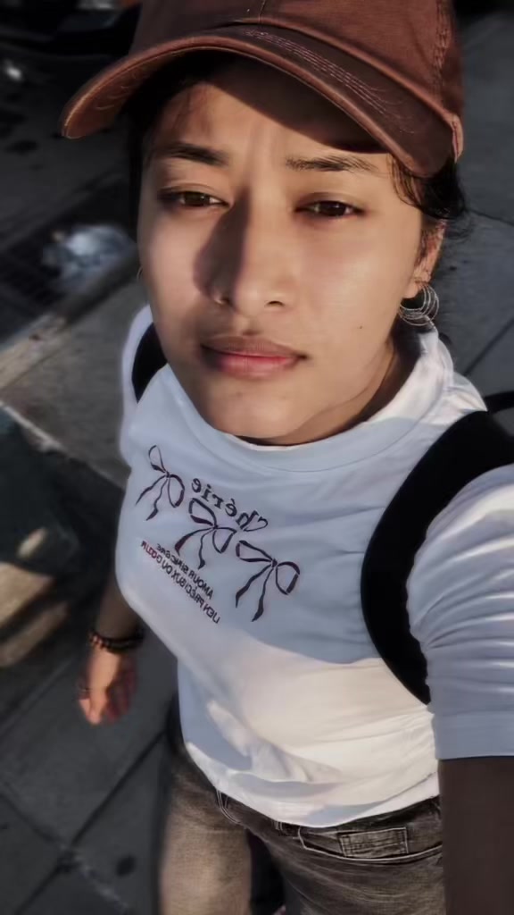 @Moon🌙