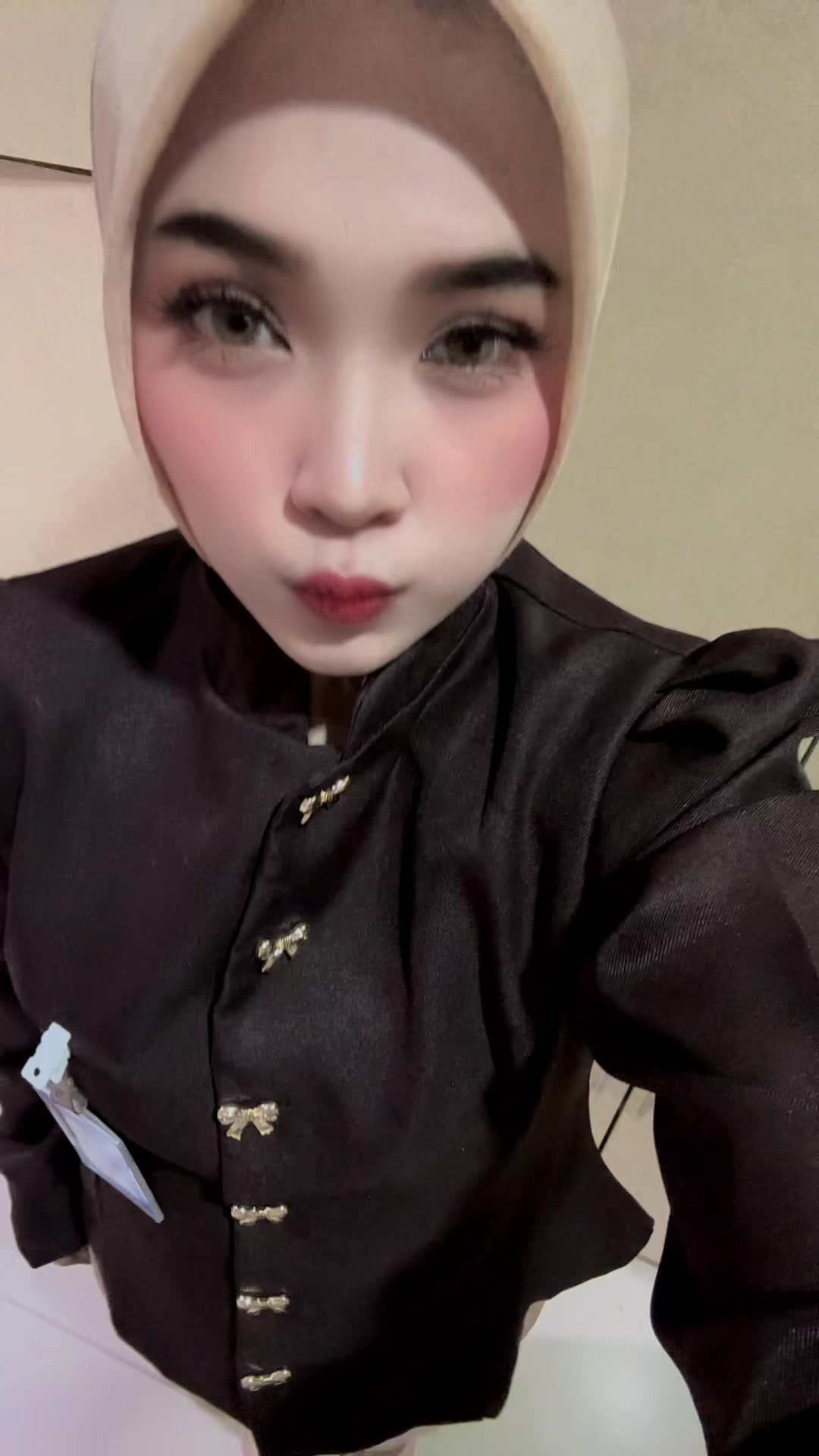 @janiwwshop
