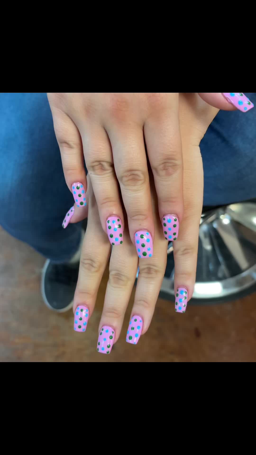 @Delilah&bull;Cosmetology&bull;SAHM