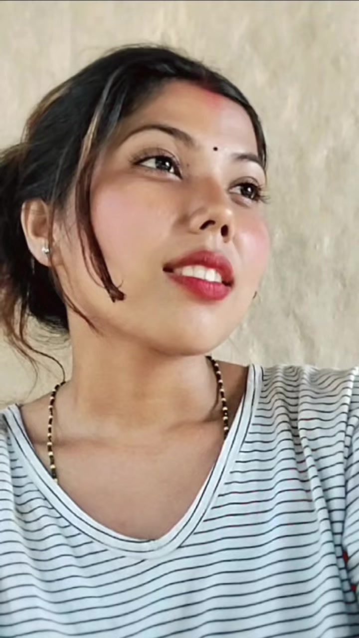 @सपना राउत ।,,,,,,