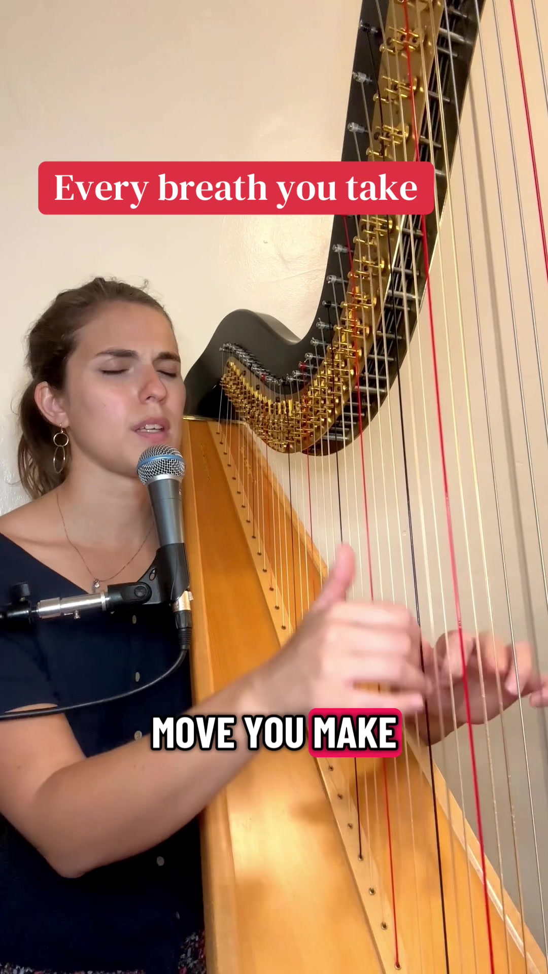 @Pia Salvia 🩵 Pia Harpist