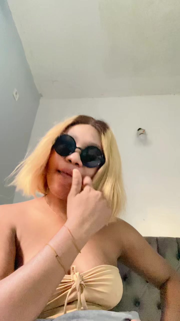 @Ange 😇 ou démon 😈