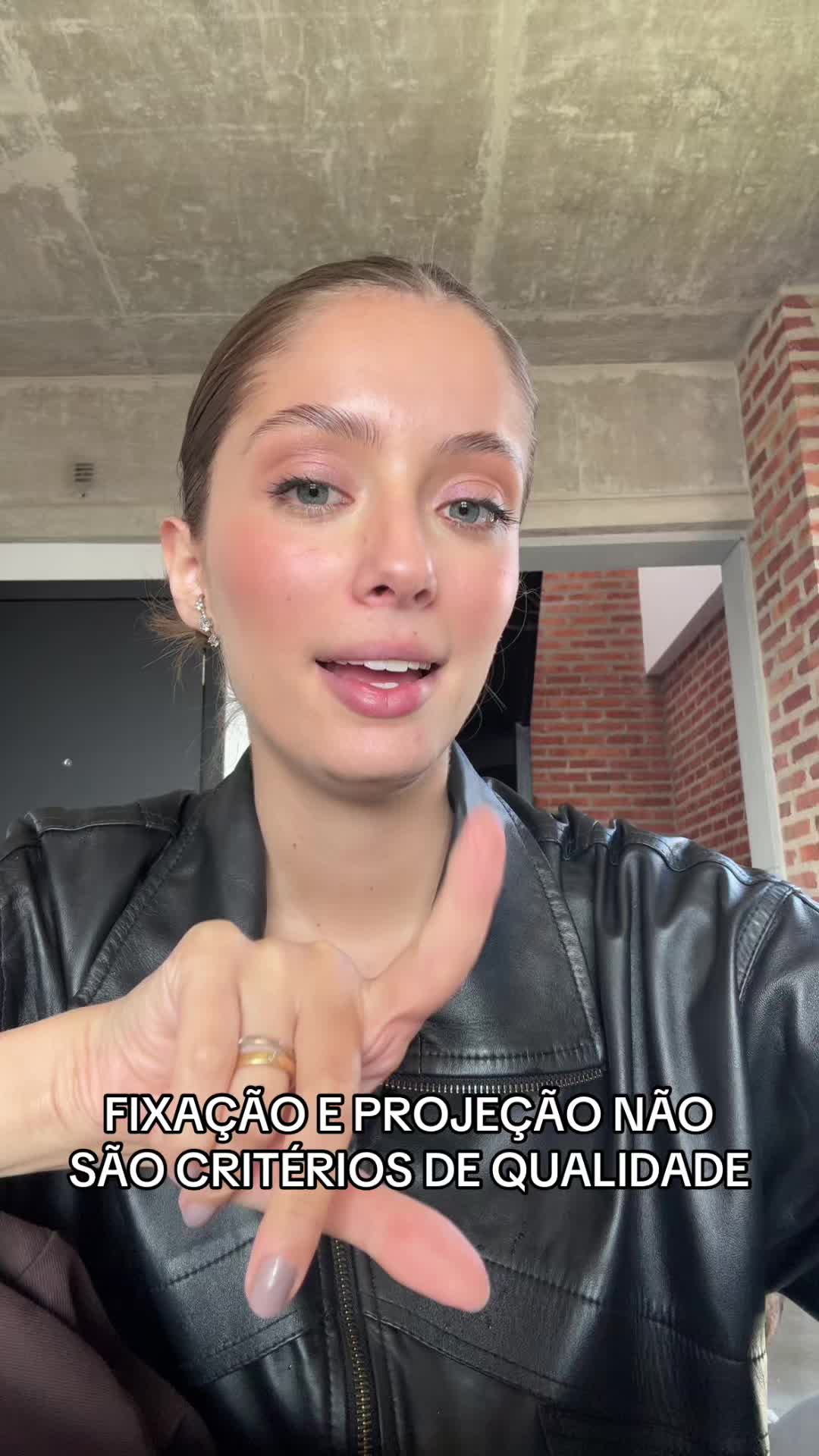 @keepingupsocias