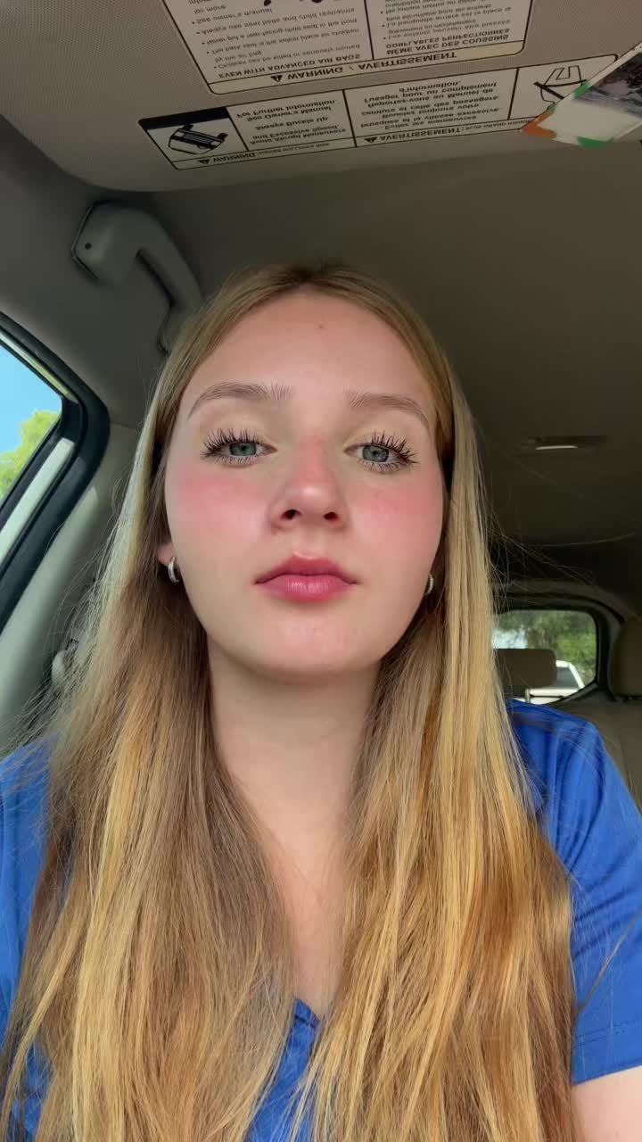 @lily
